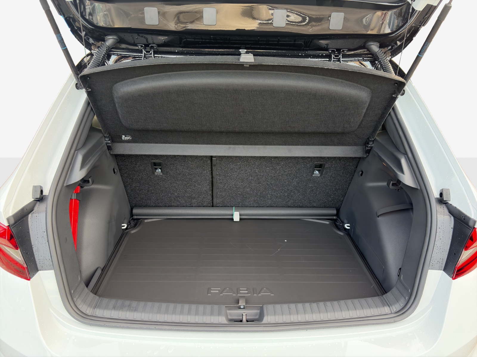 SKODA Fabia 1.5 TSI 130 DSG-image-12