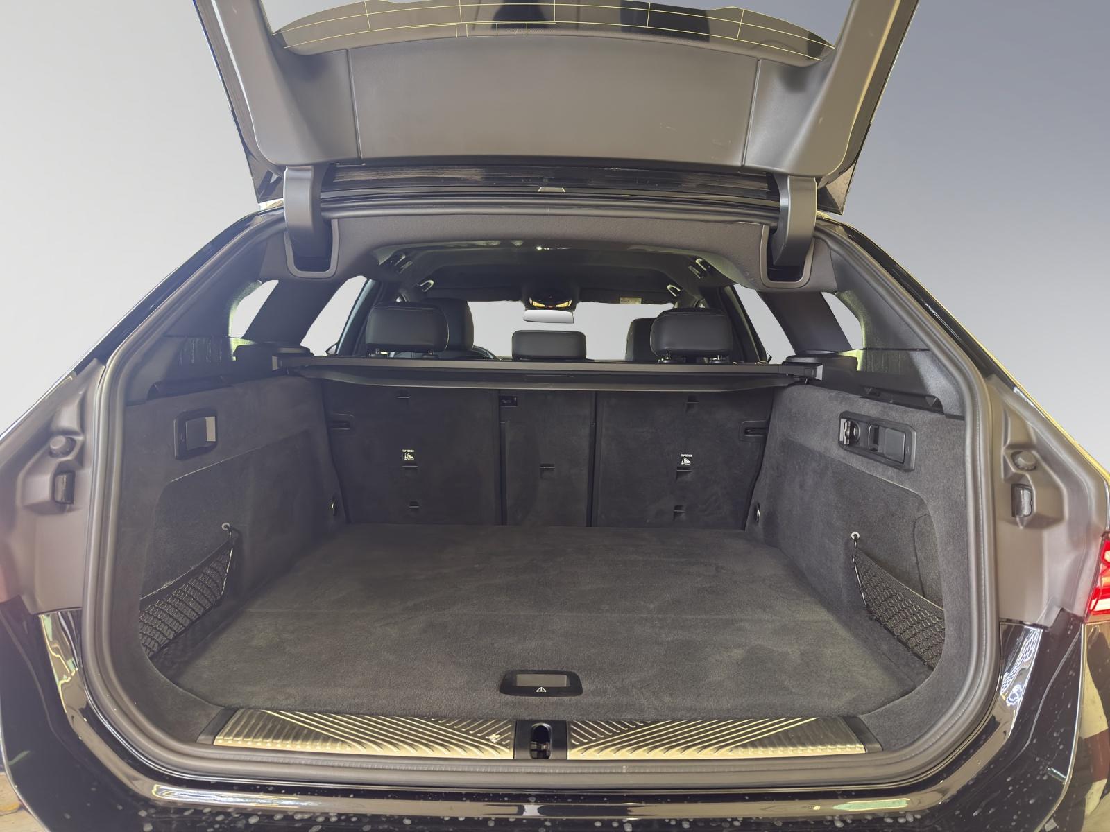 BMW 520d xDrive Touring M-SportPaket-image-17