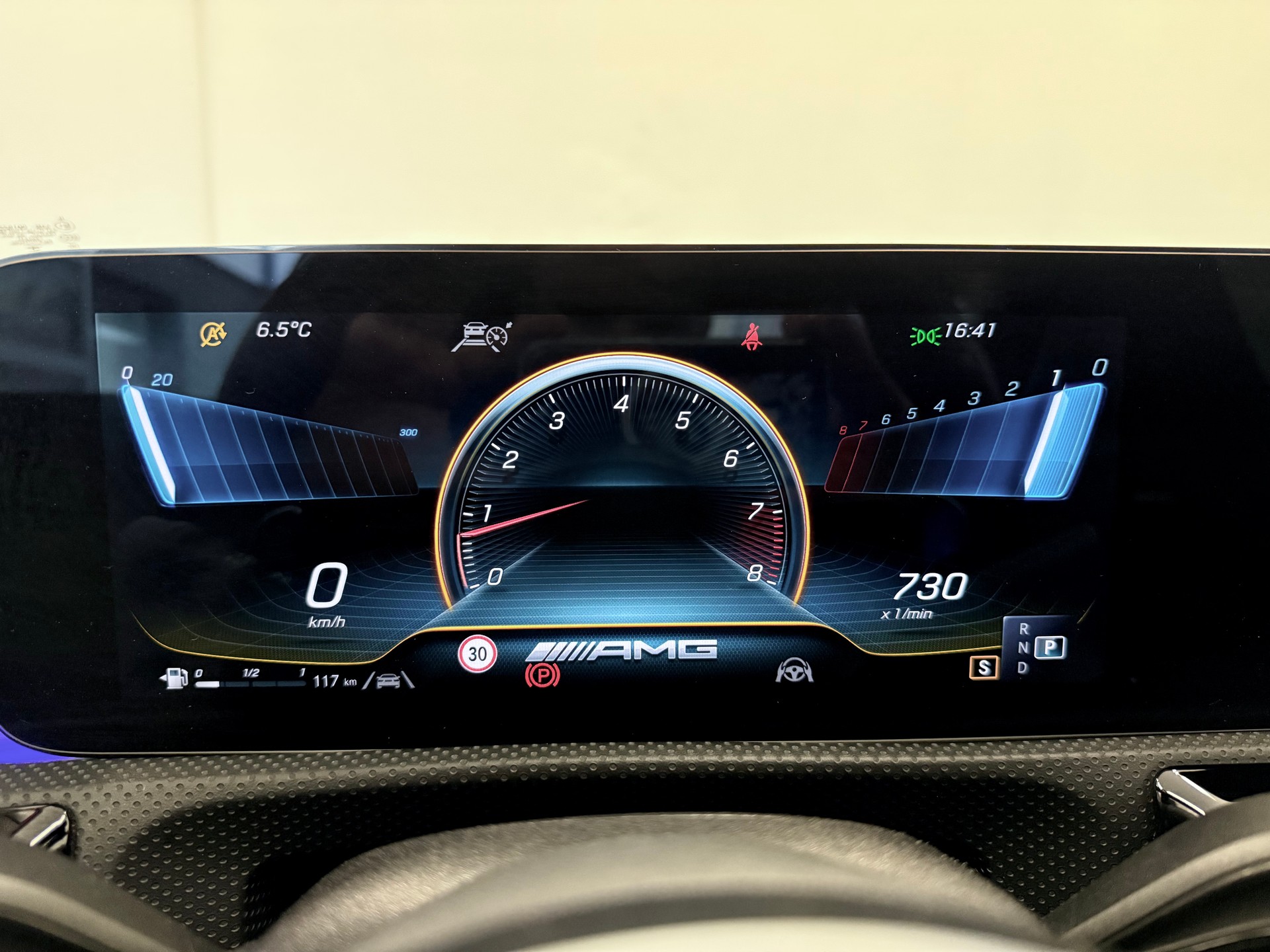 MERCEDES-BENZ CLA 45 S AMG 4Matic+ 8G-DCT-image-16