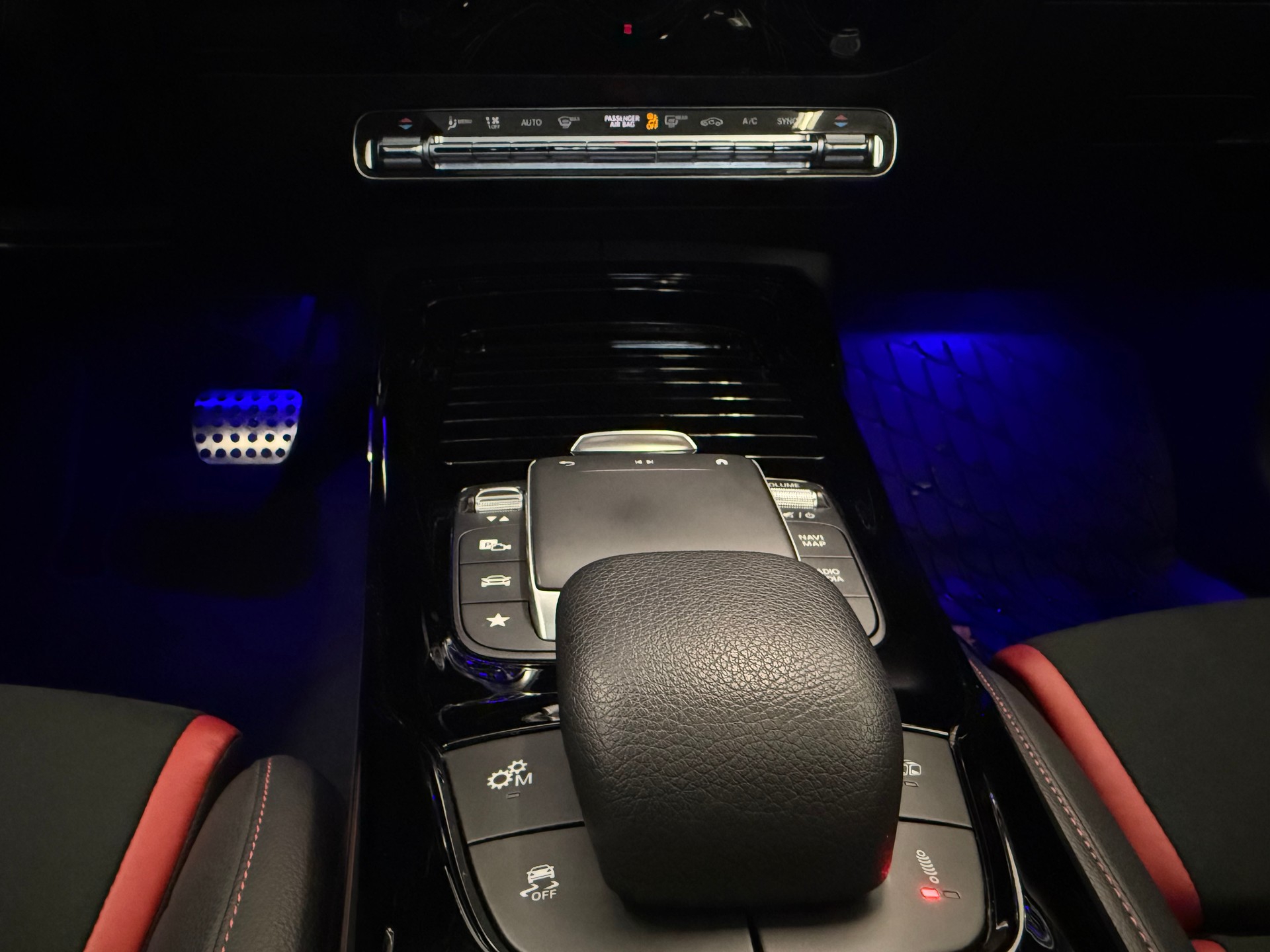 MERCEDES-BENZ CLA 45 S AMG 4Matic+ 8G-DCT-image-22