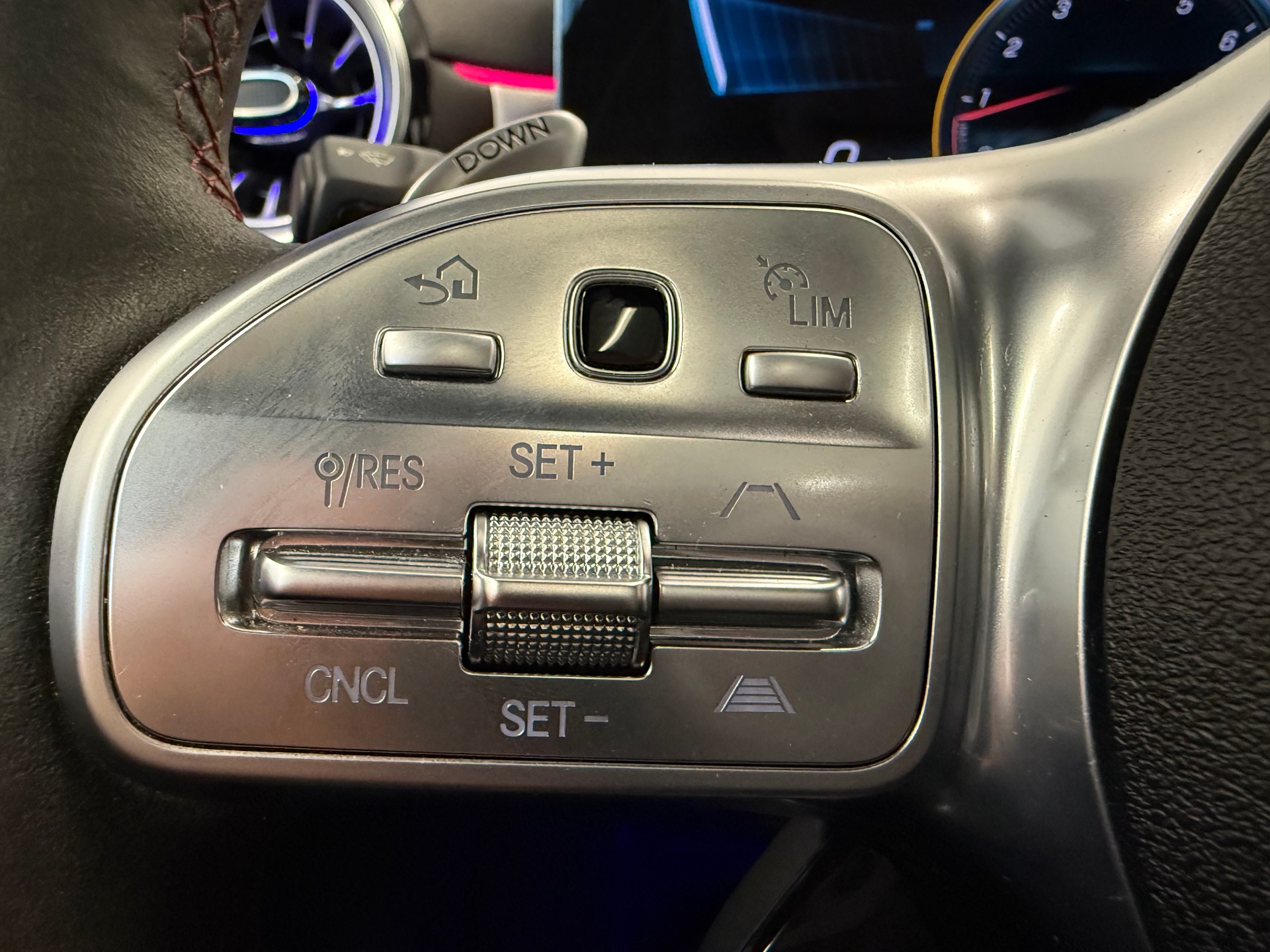 MERCEDES-BENZ CLA 45 S AMG 4Matic+ 8G-DCT-image-17