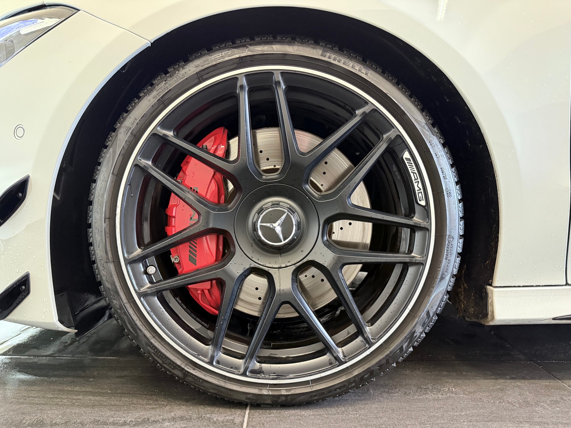 MERCEDES-BENZ CLA 45 S AMG 4Matic+ 8G-DCT-image-5