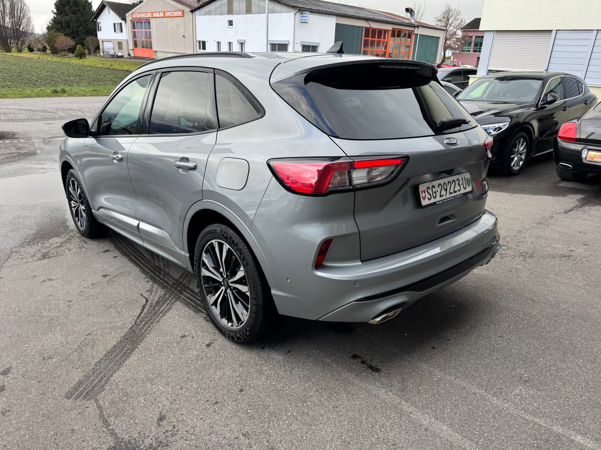 FORD Kuga 2.5 FHEV ST-Line X 4WD-image-7