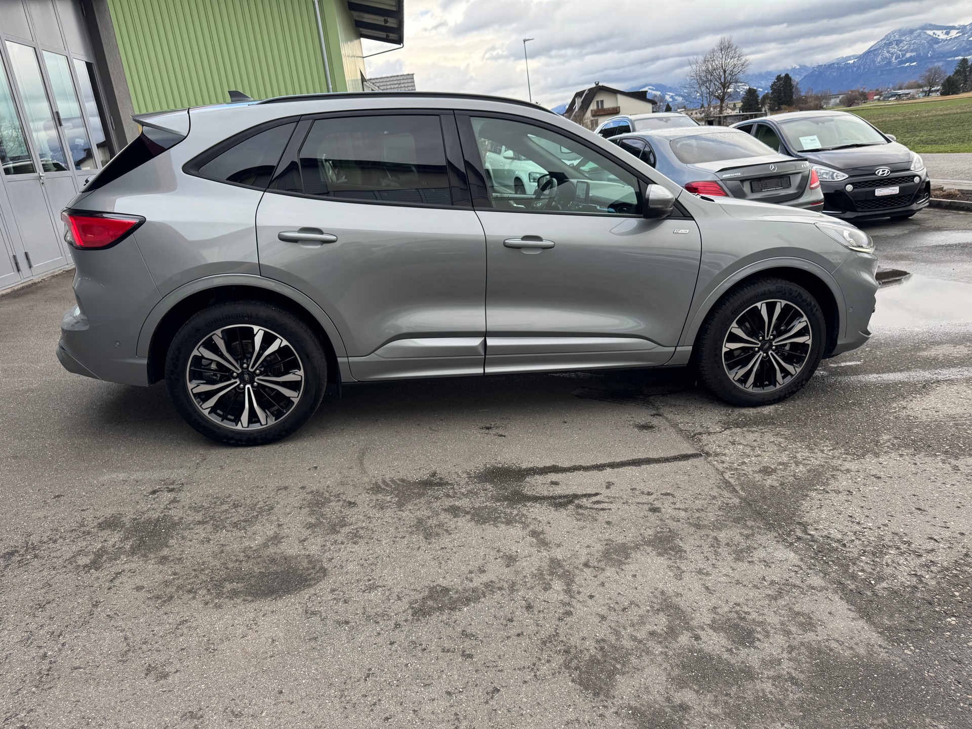 FORD Kuga 2.5 FHEV ST-Line X 4WD-image-10