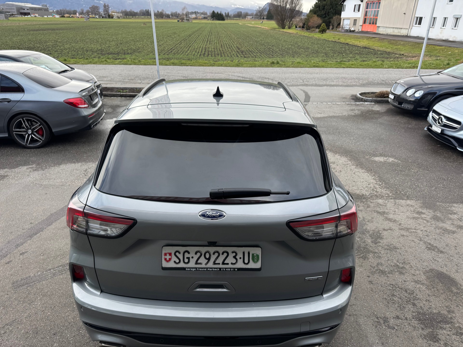 FORD Kuga 2.5 FHEV ST-Line X 4WD-image-11