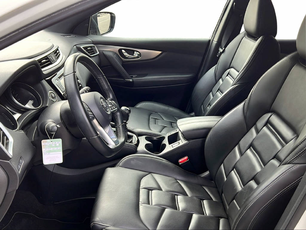 NISSAN Qashqai 1.5 dCi Tekna+-image-7