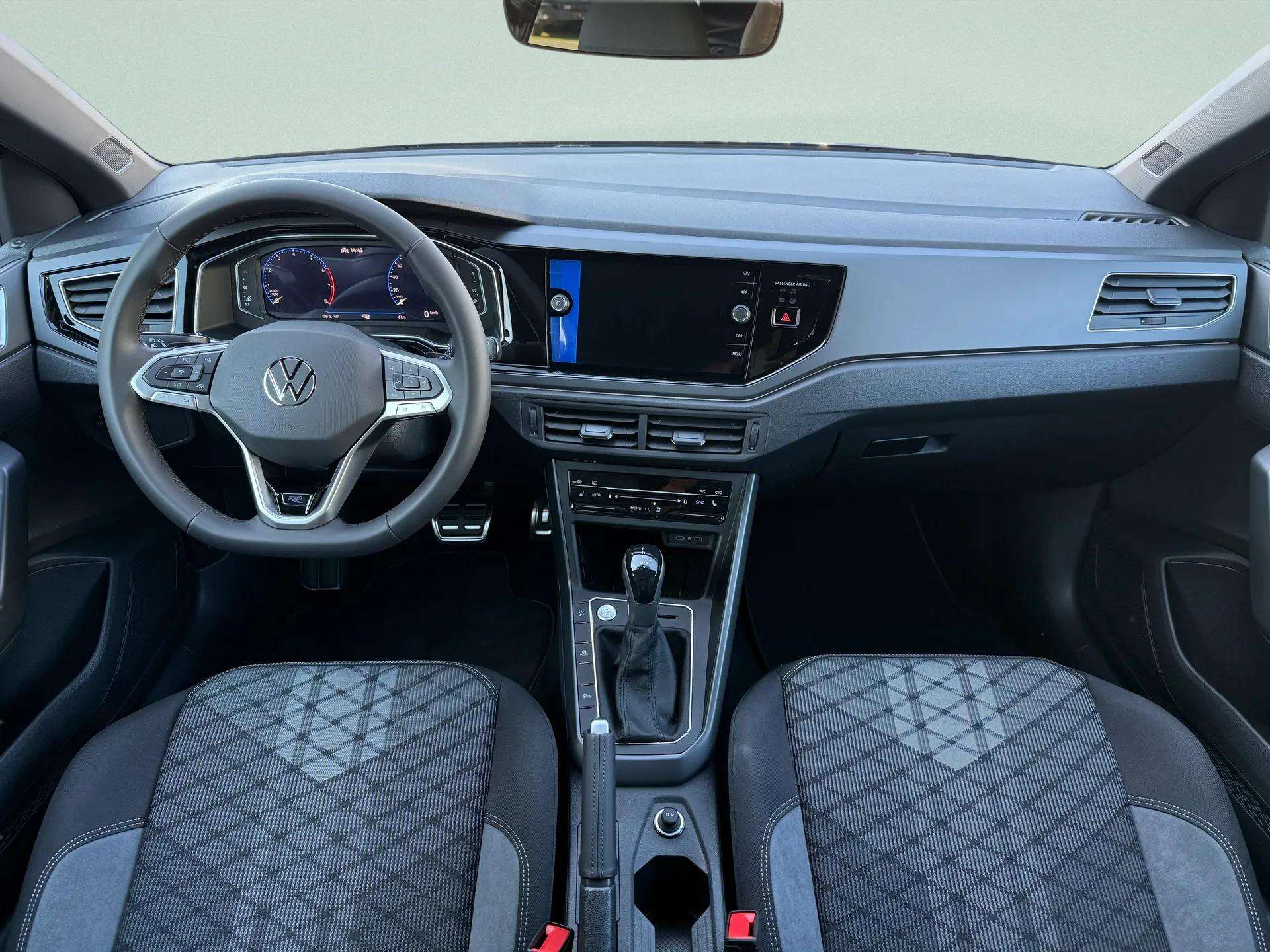 VW Taigo 1.0 TSI R-Line DSG-image-12
