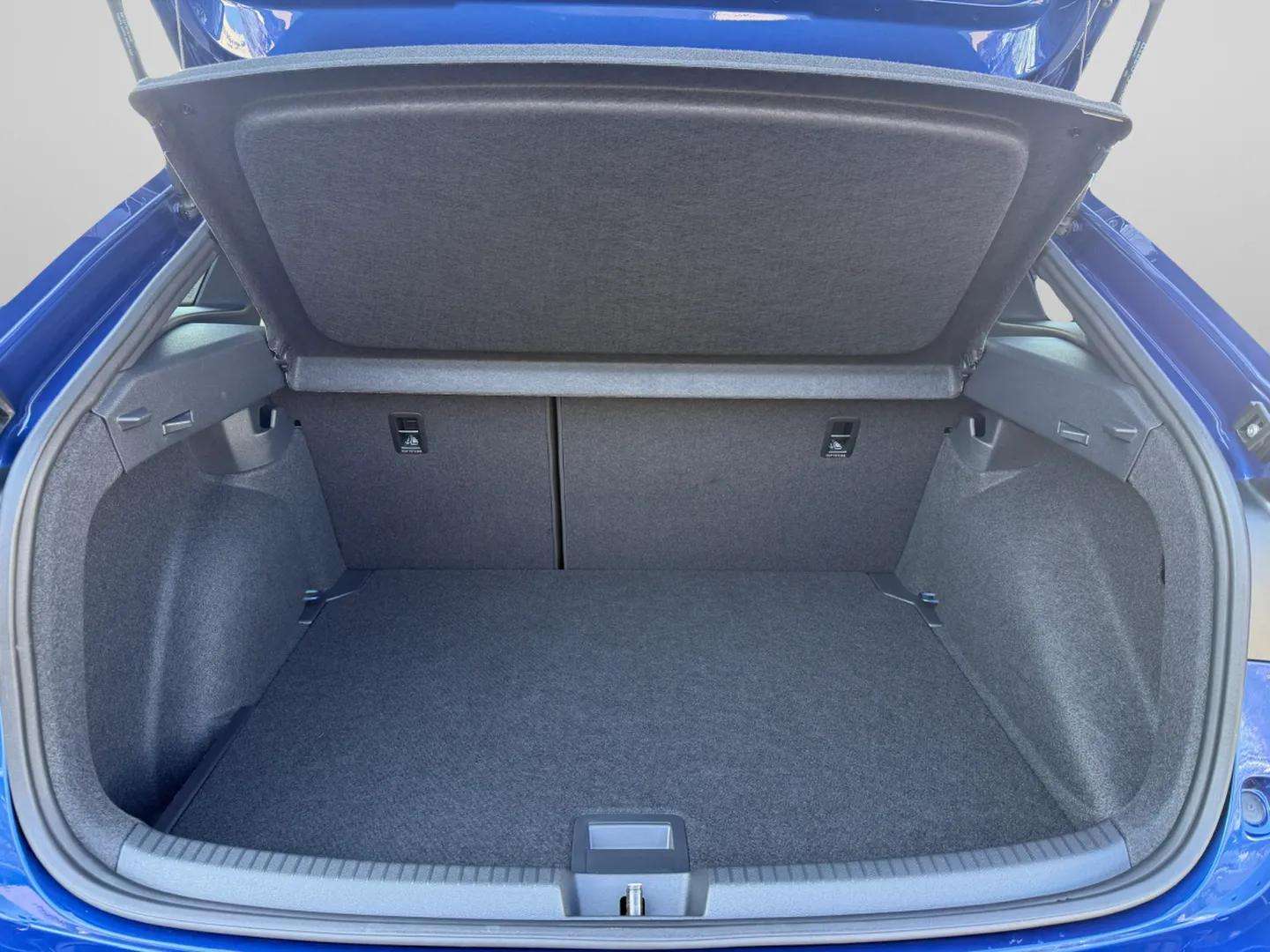 VW Taigo 1.0 TSI R-Line DSG-image-18