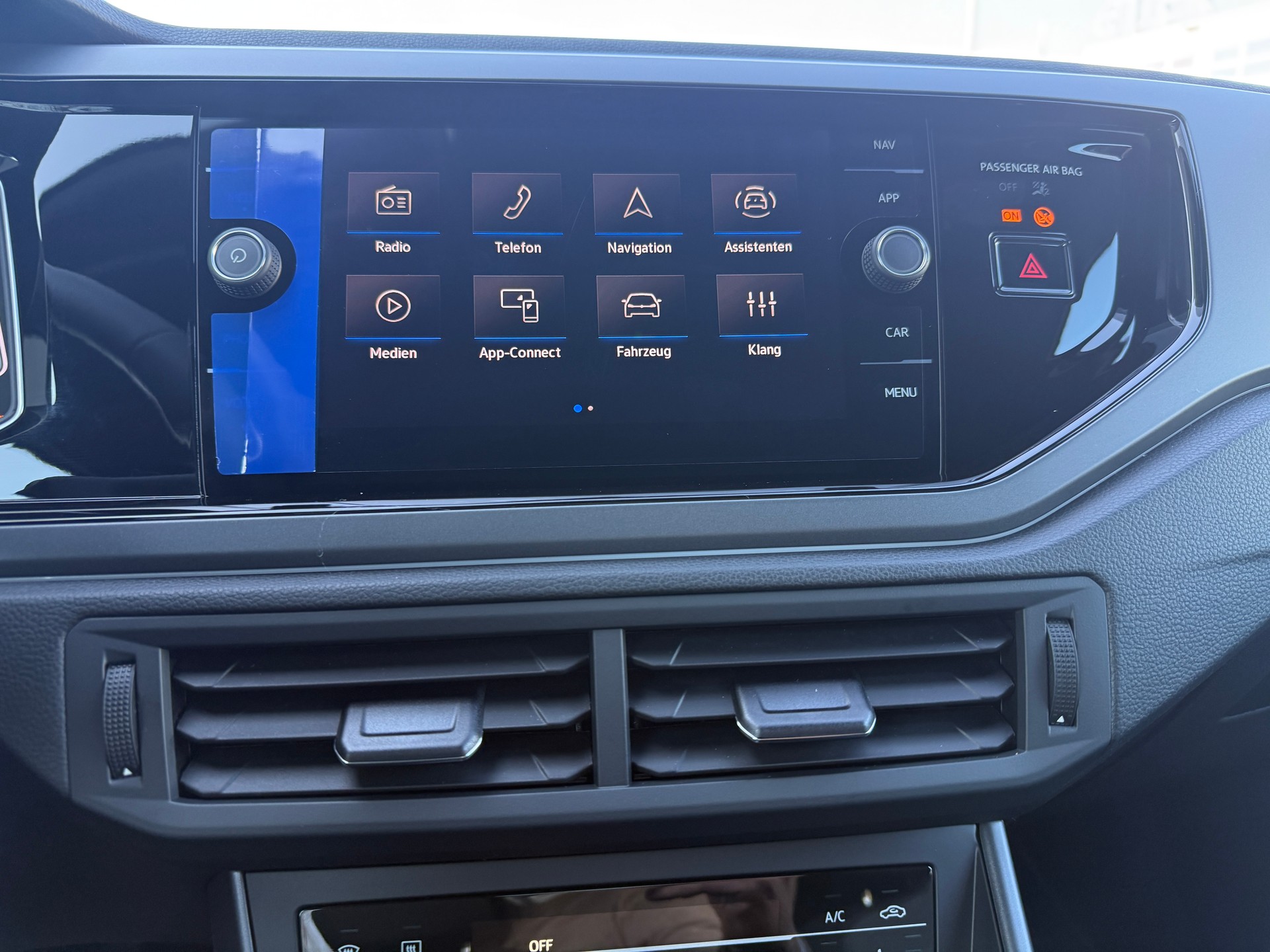 VW Taigo 1.0 TSI R-Line DSG-image-13