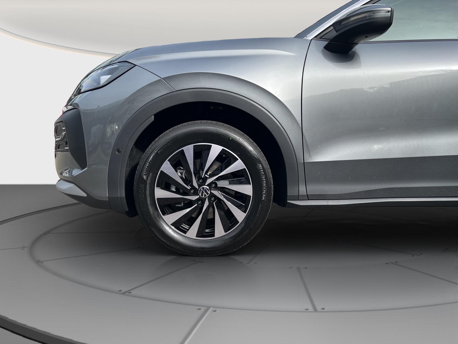 VW T-Roc 1.5 eTSI mHEV Life DSG-image-7