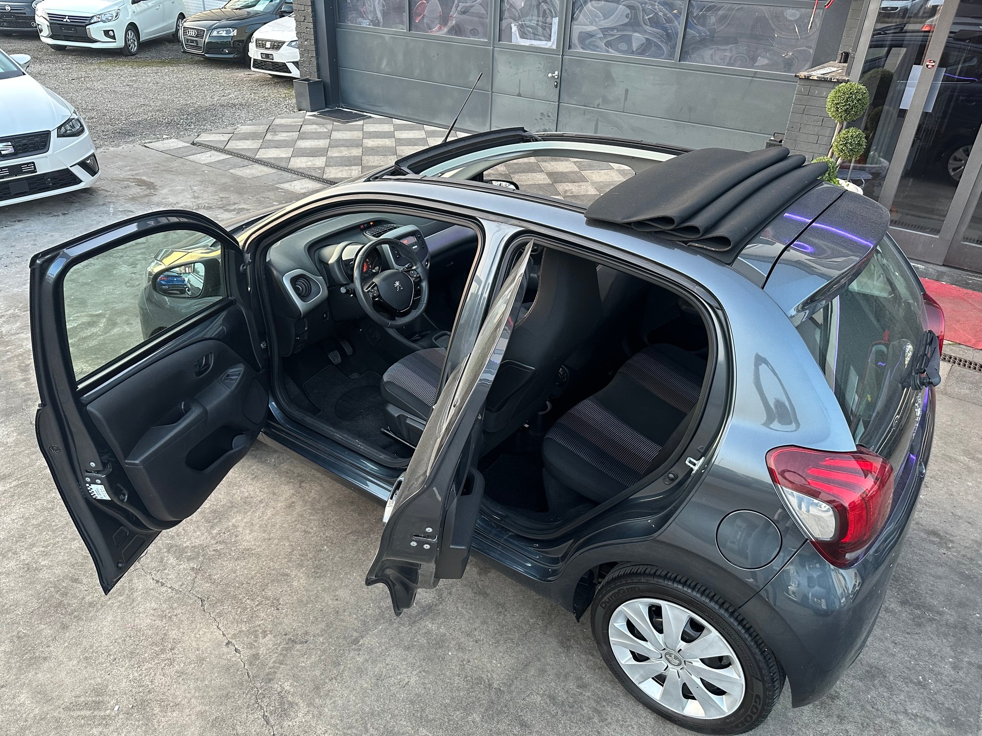 PEUGEOT 108 1.0 VTi Active Top ETG-image-3