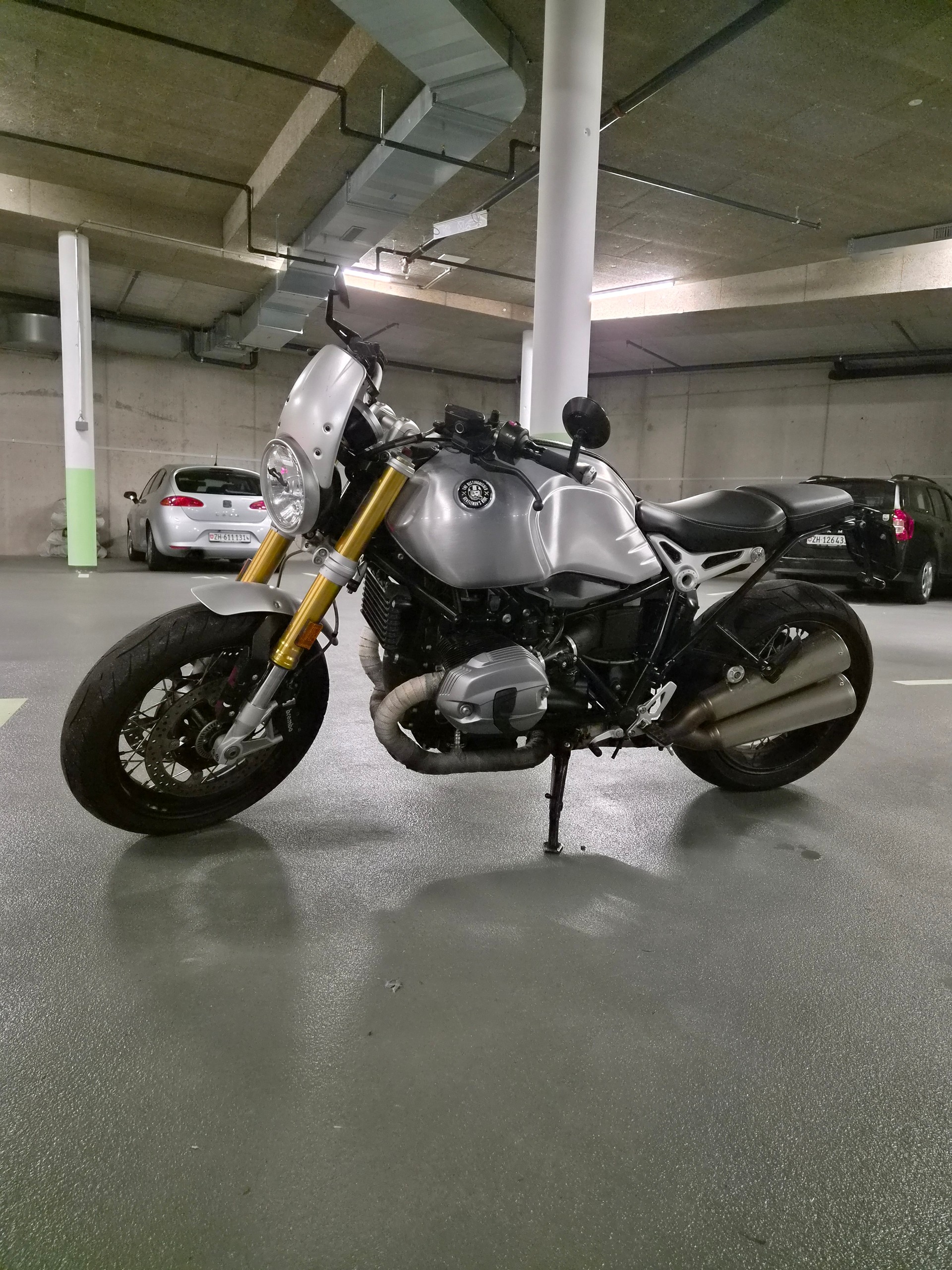 BMW R nineT Pure ABS-image-1