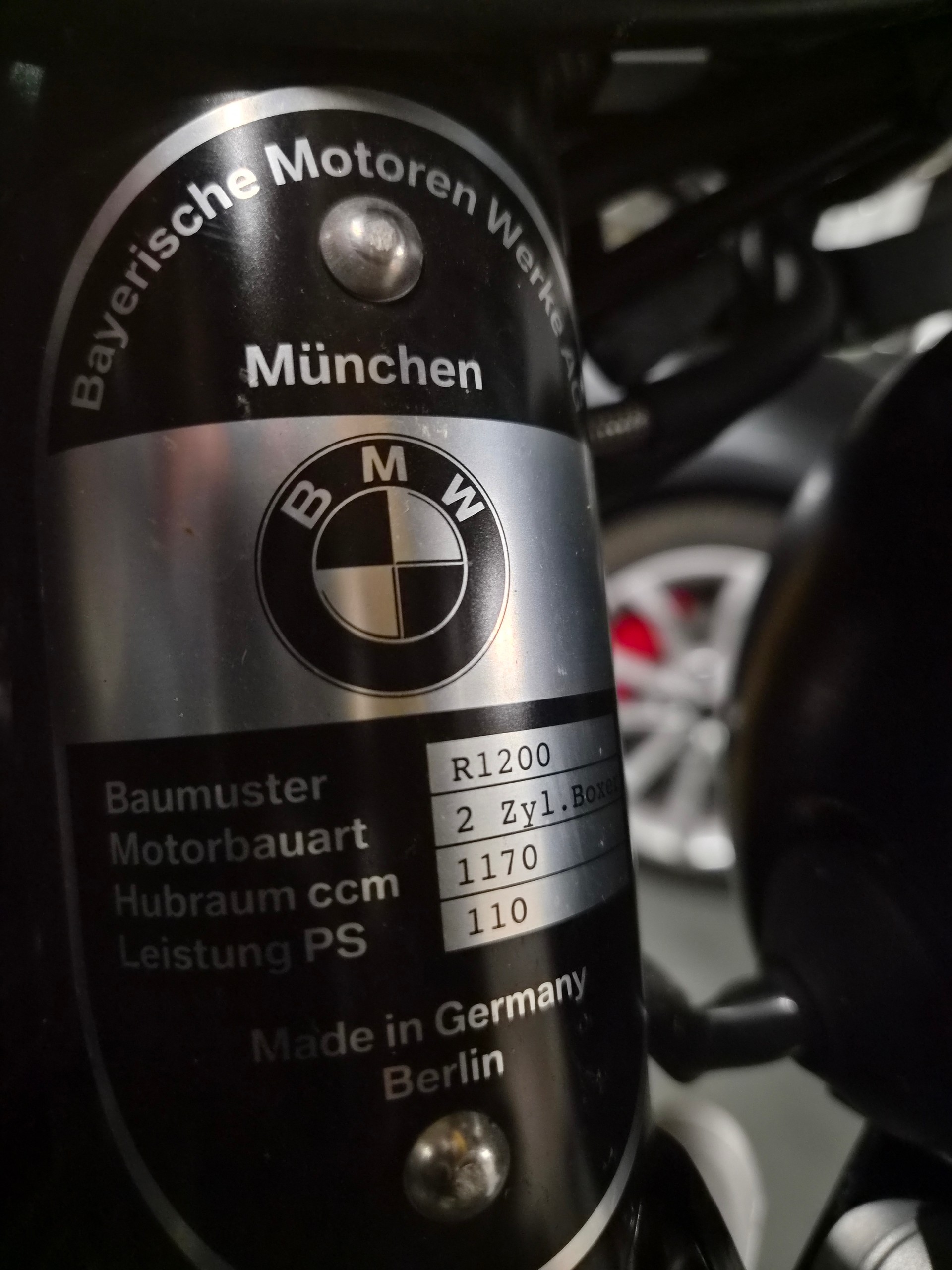BMW R nineT Pure ABS-image-7