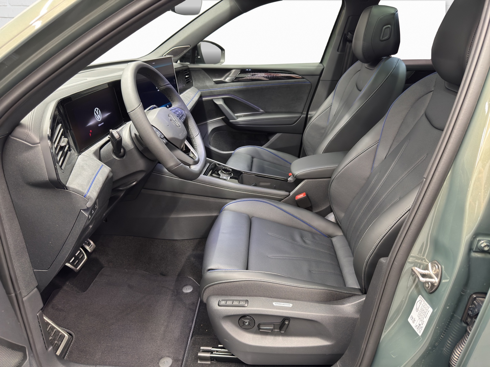 VW Tiguan 2.0 TSI R-Line Plus DSG 4motion-image-6