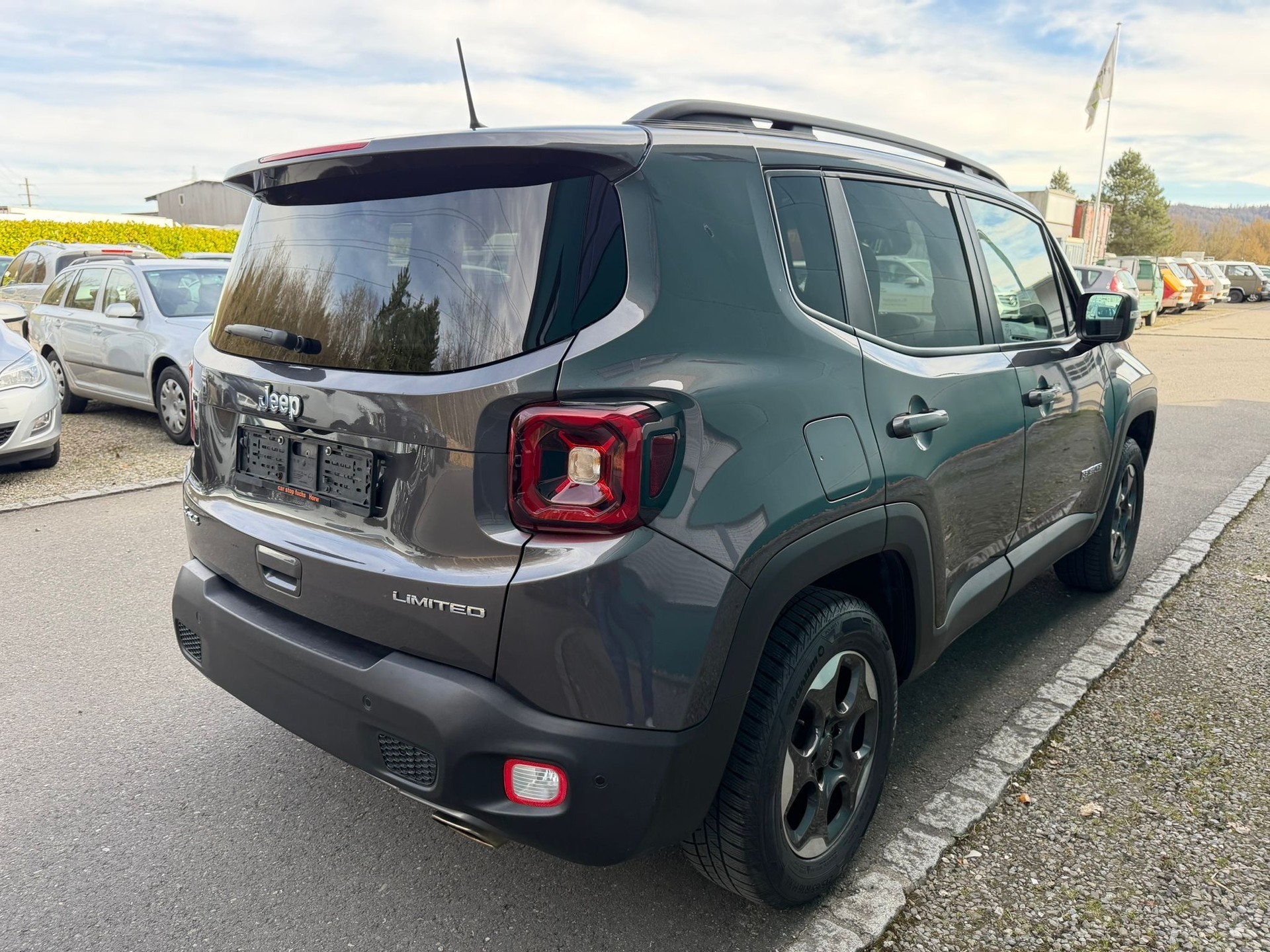 JEEP Renegade 1.3 Turbo Limited AWD-image-5