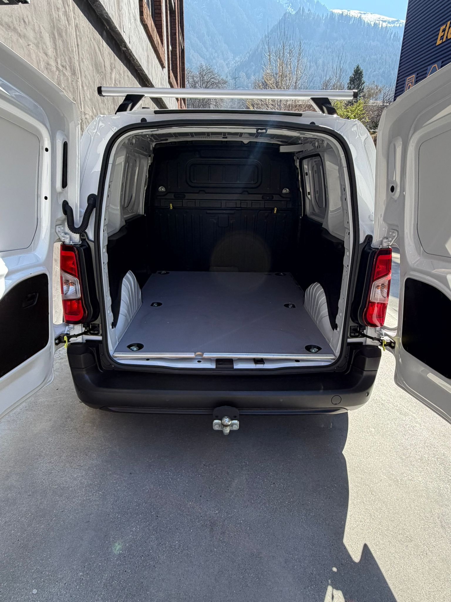 TOYOTA Proace City Meister - L1 1,5-D-image-7