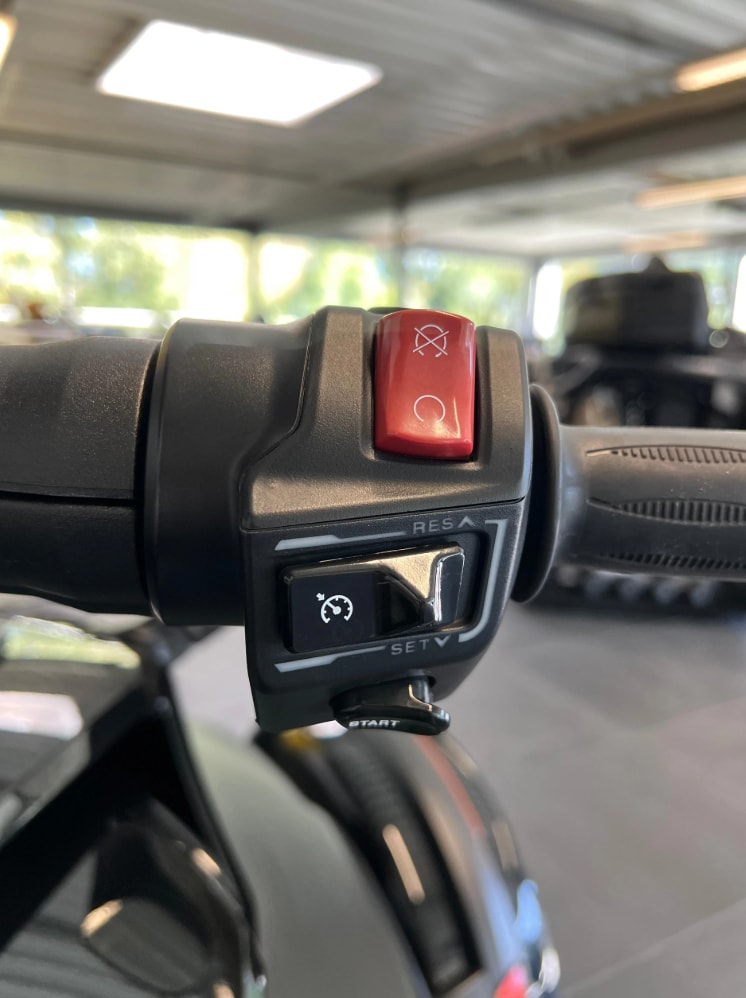 CAN-AM Spyder F3-S SE6-image-12