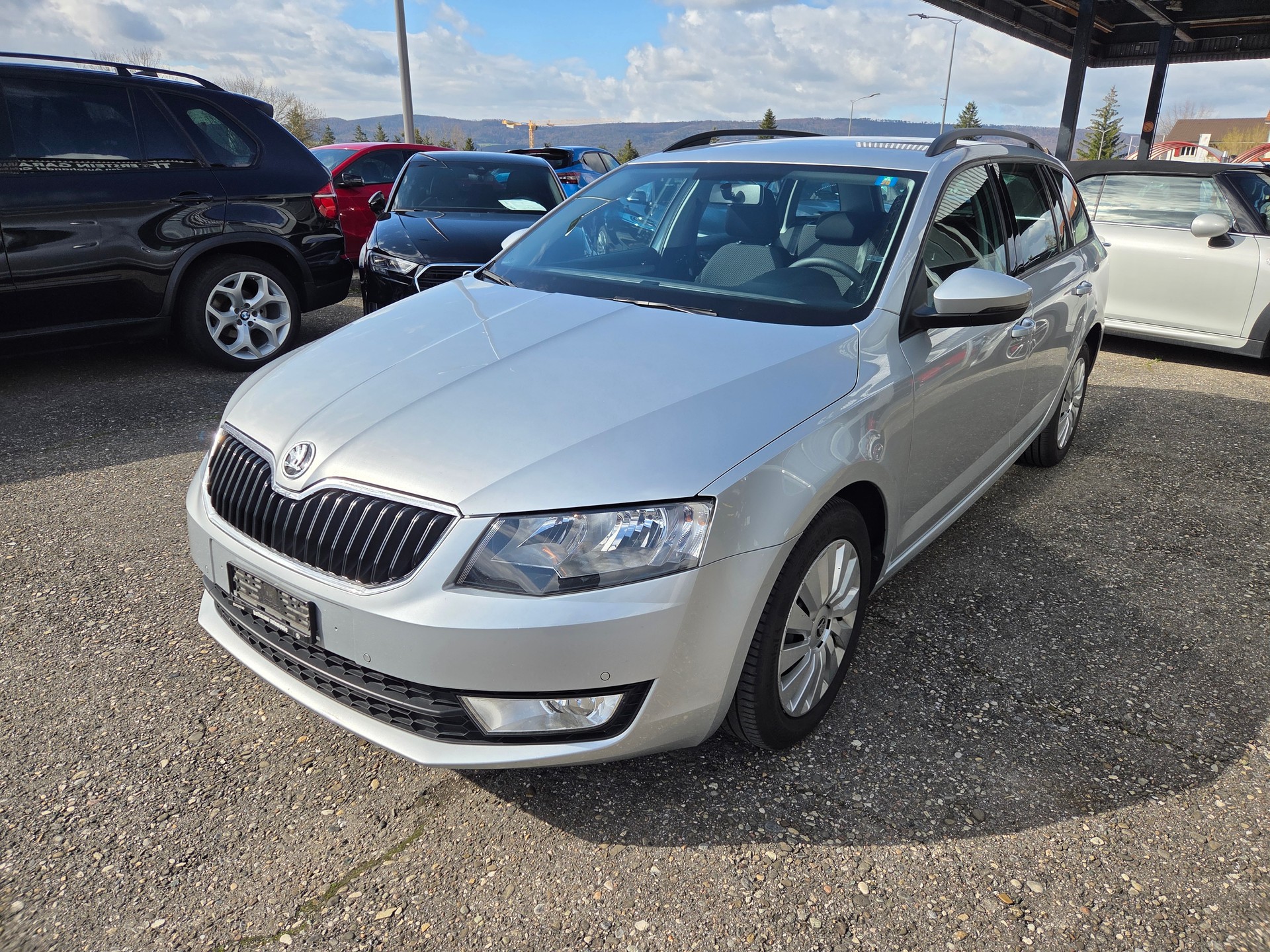SKODA Octavia Combi 1.6 TDI Ambition DSG-image-3