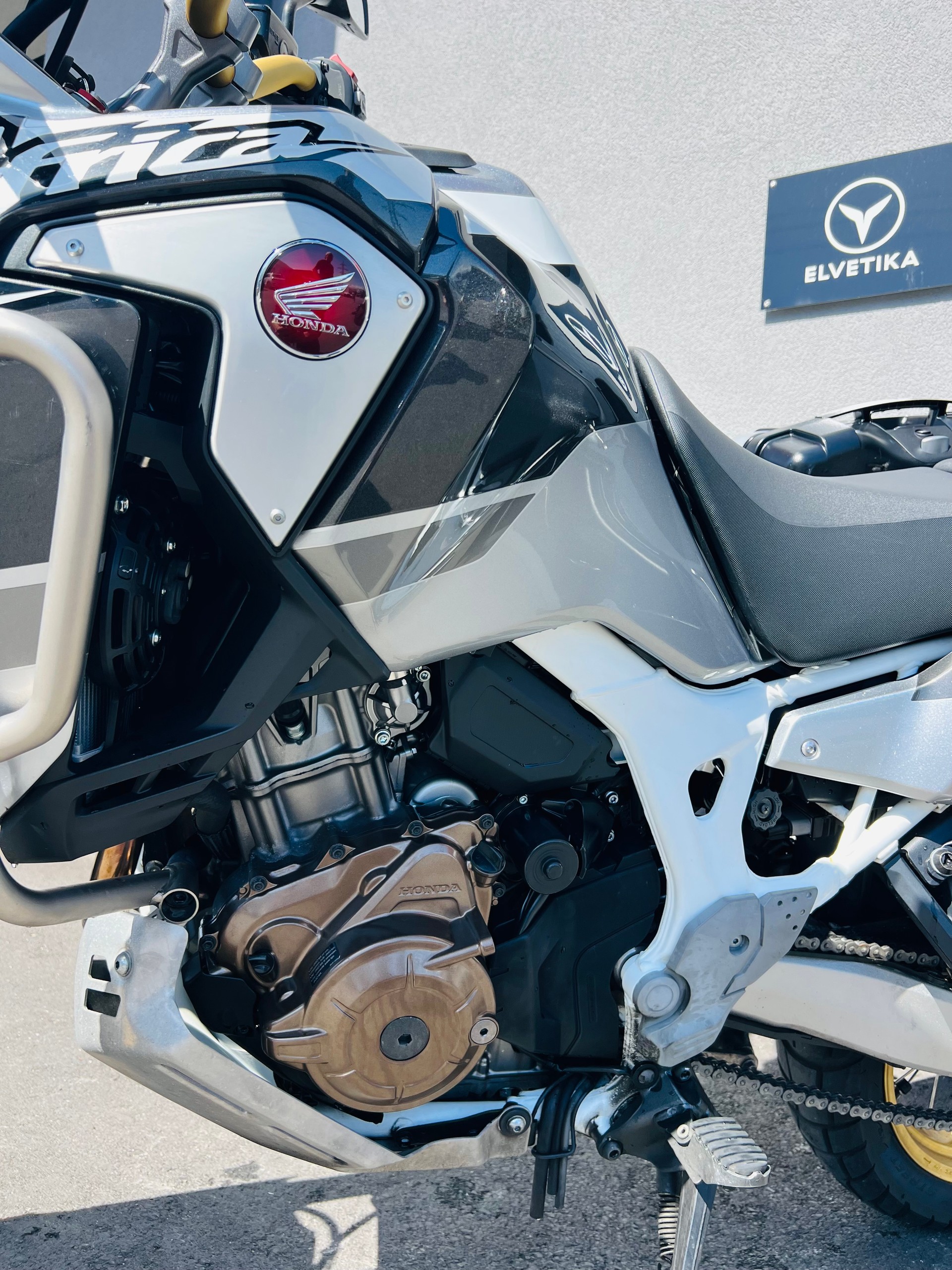 HONDA CRF 1000AD DTC Adventure Africa Twin-image-10