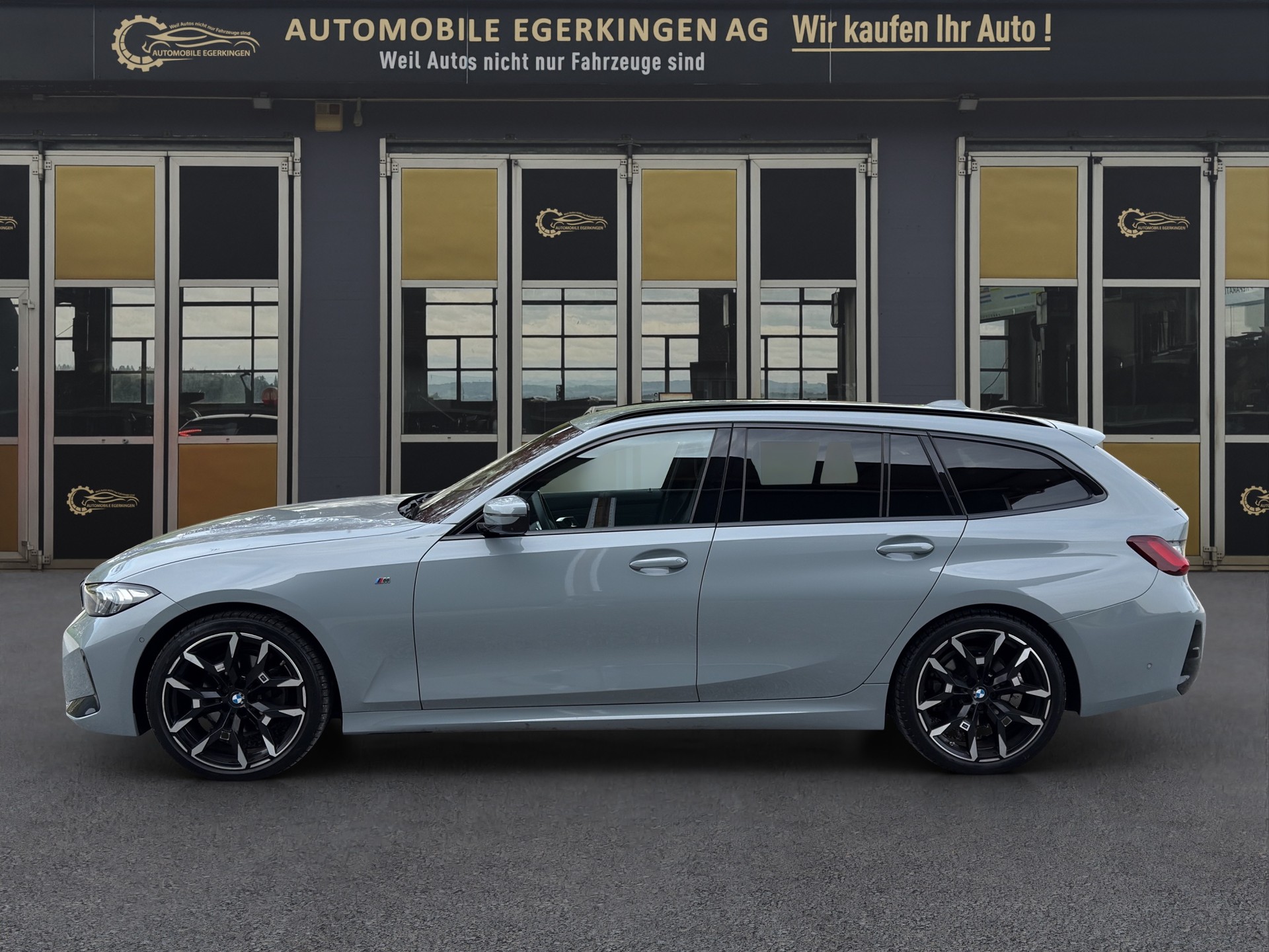 BMW 320d xDrive M Sport SAG Touring-image-7