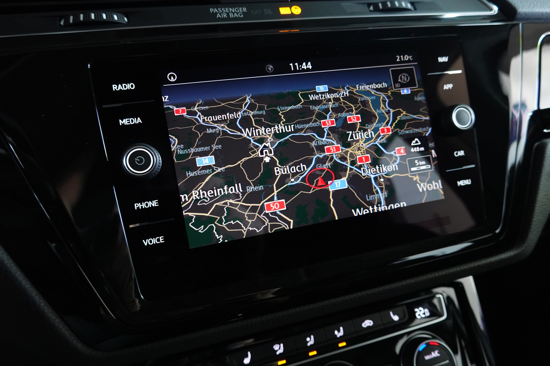VW TOURAN 1.5 TSI EVO HIGHLINE DSG R-LINE 7-PLÄTZER-image-29