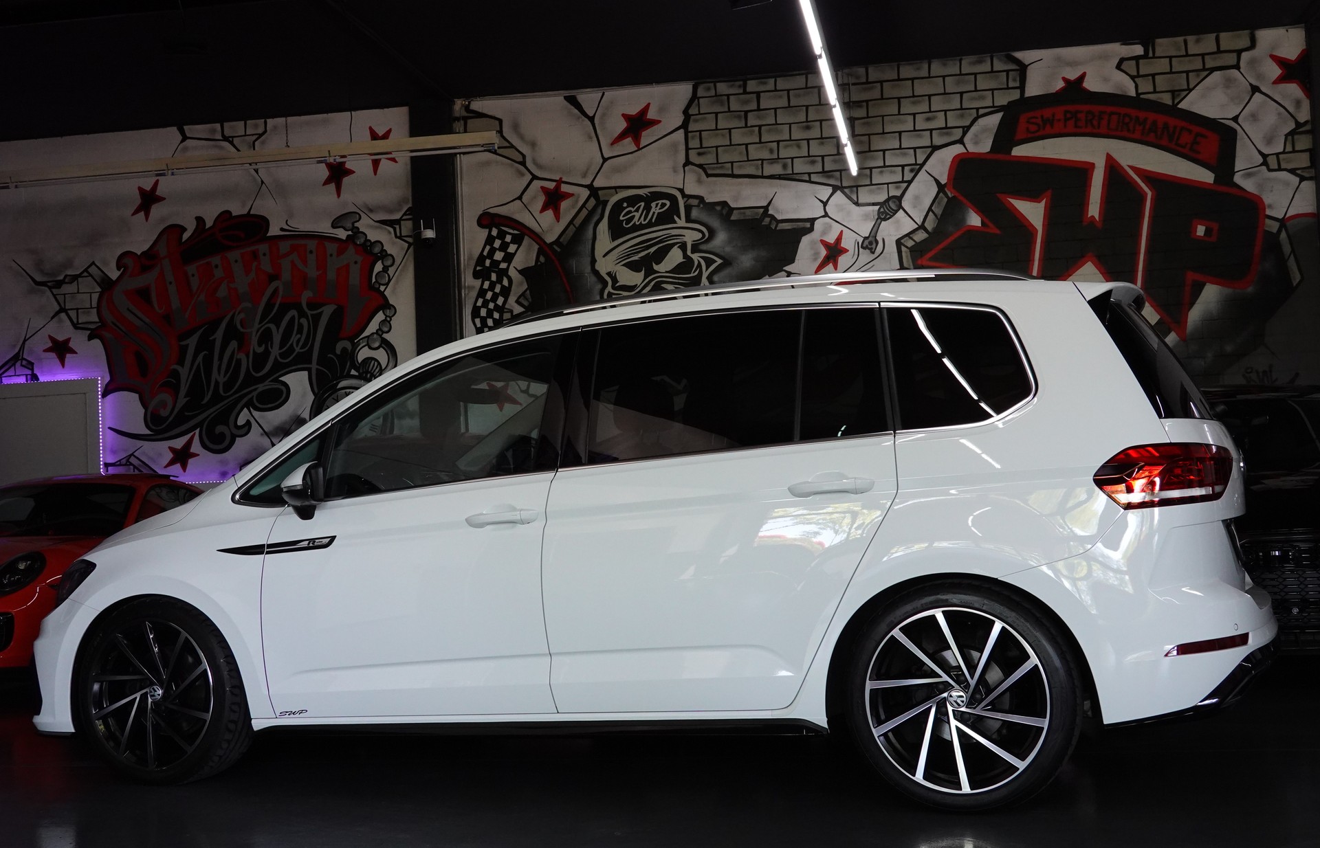 VW TOURAN 1.5 TSI EVO HIGHLINE DSG R-LINE 7-PLÄTZER-image-10