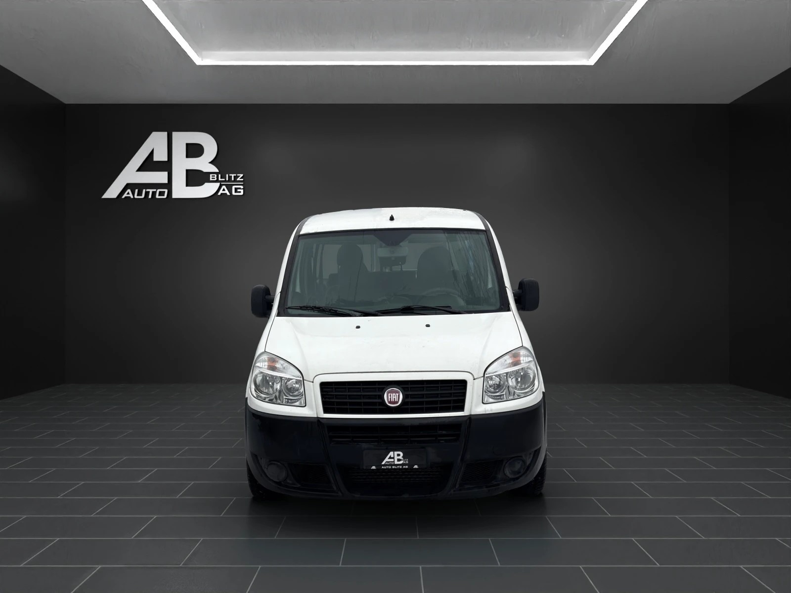 FIAT Doblò 1.3 JTD Active-image-0