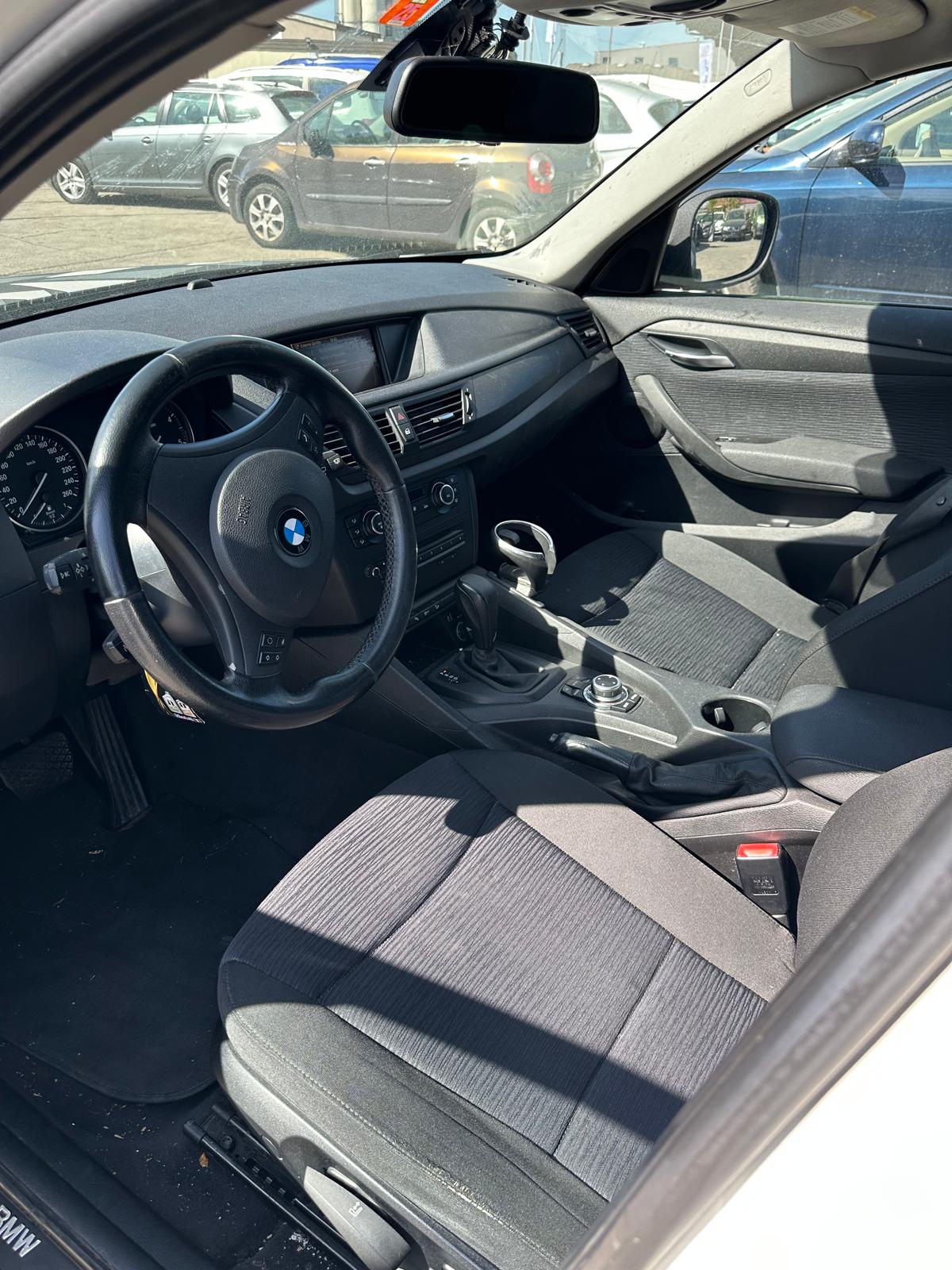 BMW X1 xDrive 20d Steptronic-image-4