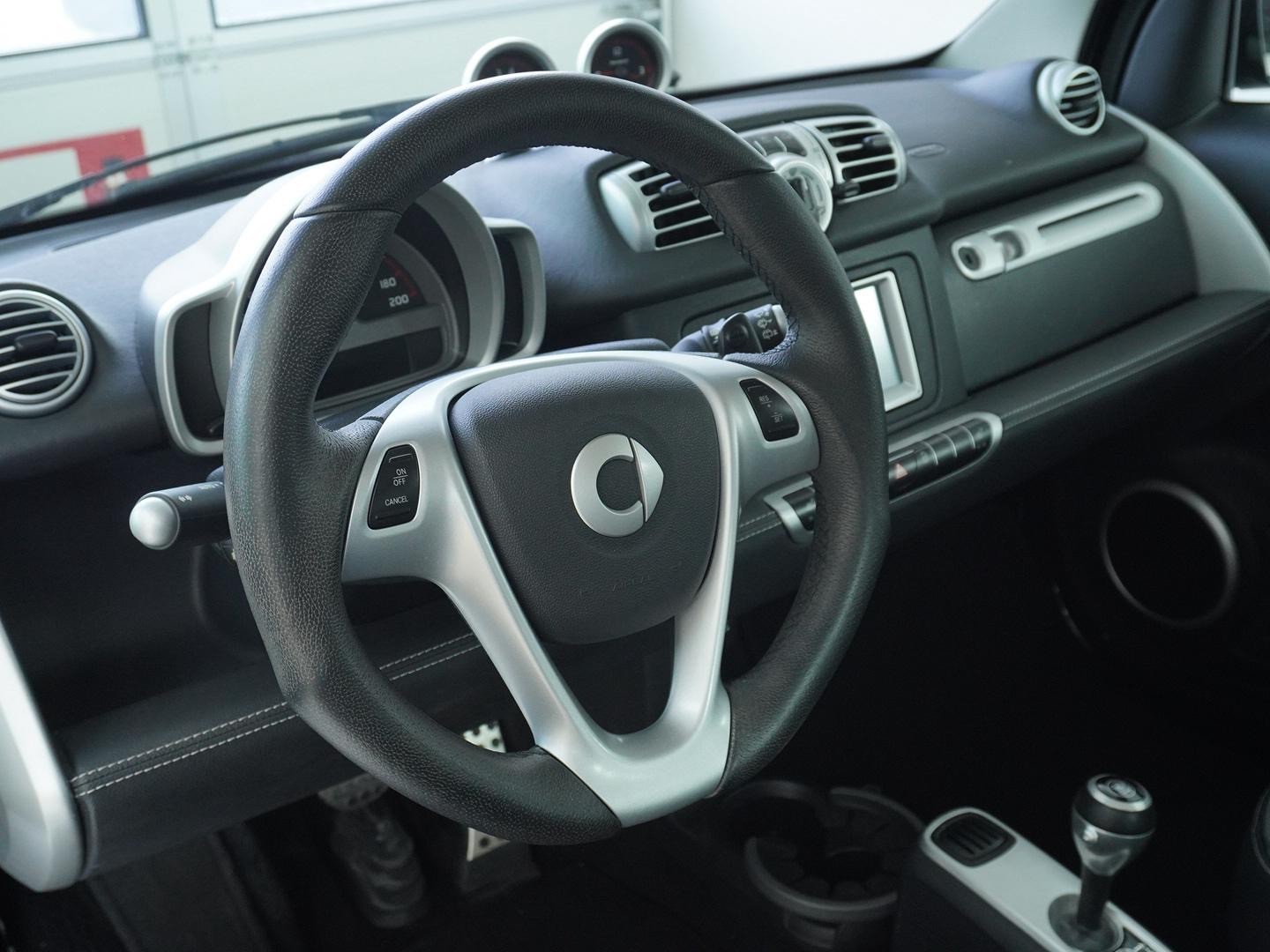 SMART fortwo Brabus Xclusive softouch-image-2