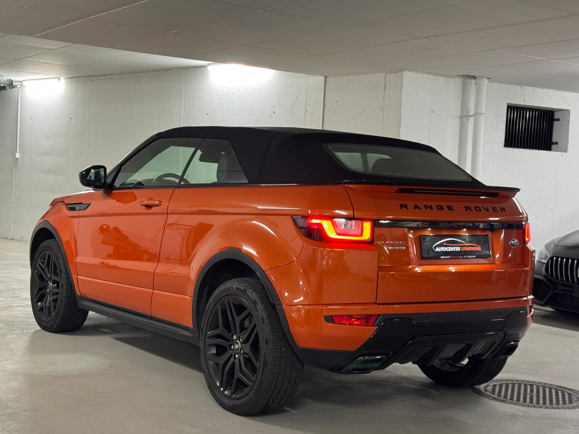 LAND ROVER Range Rover Evoque Convert. 2.0Si4 HSE Dynamic AT9-image-4