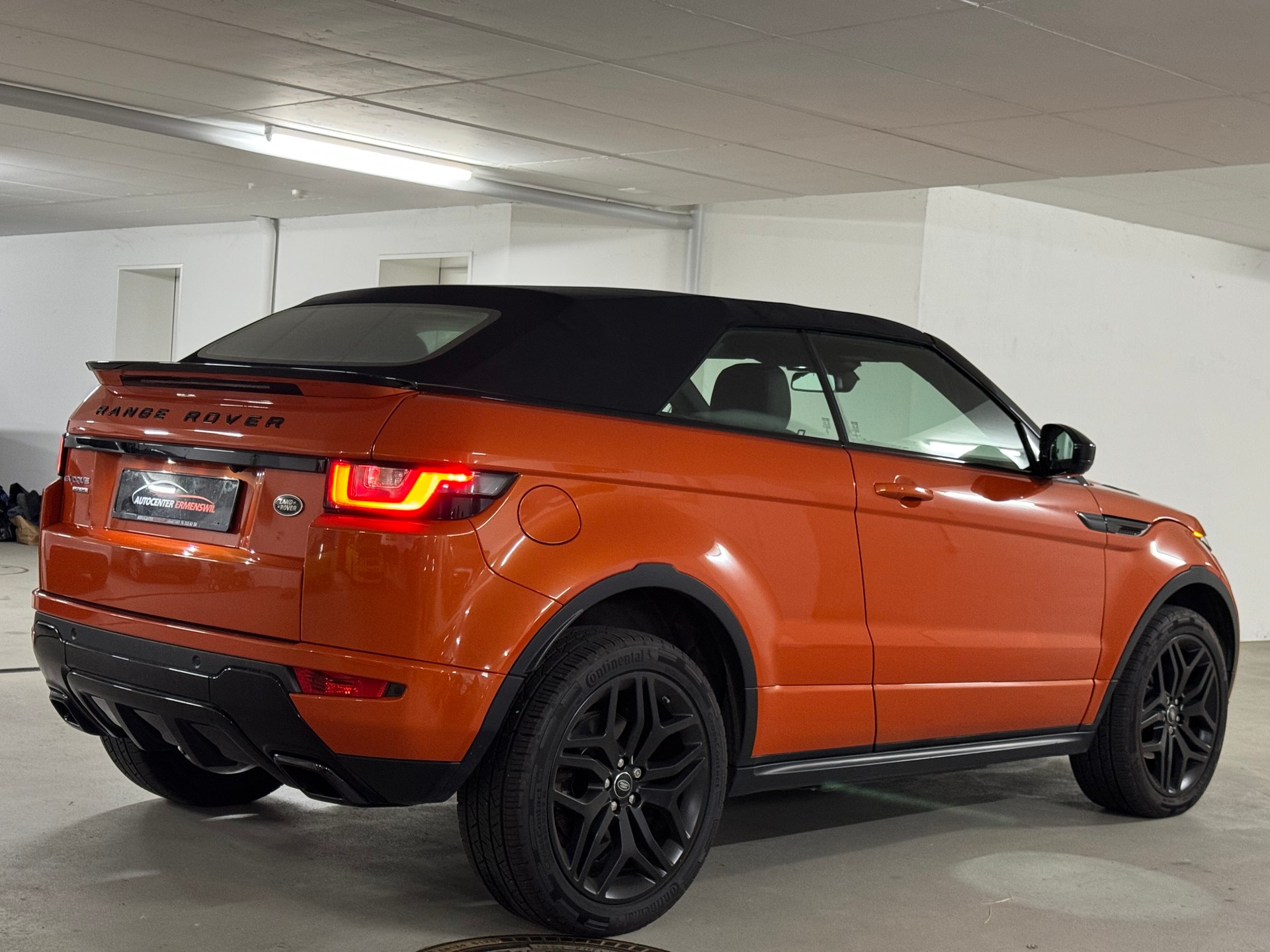 LAND ROVER Range Rover Evoque Convert. 2.0Si4 HSE Dynamic AT9-image-6