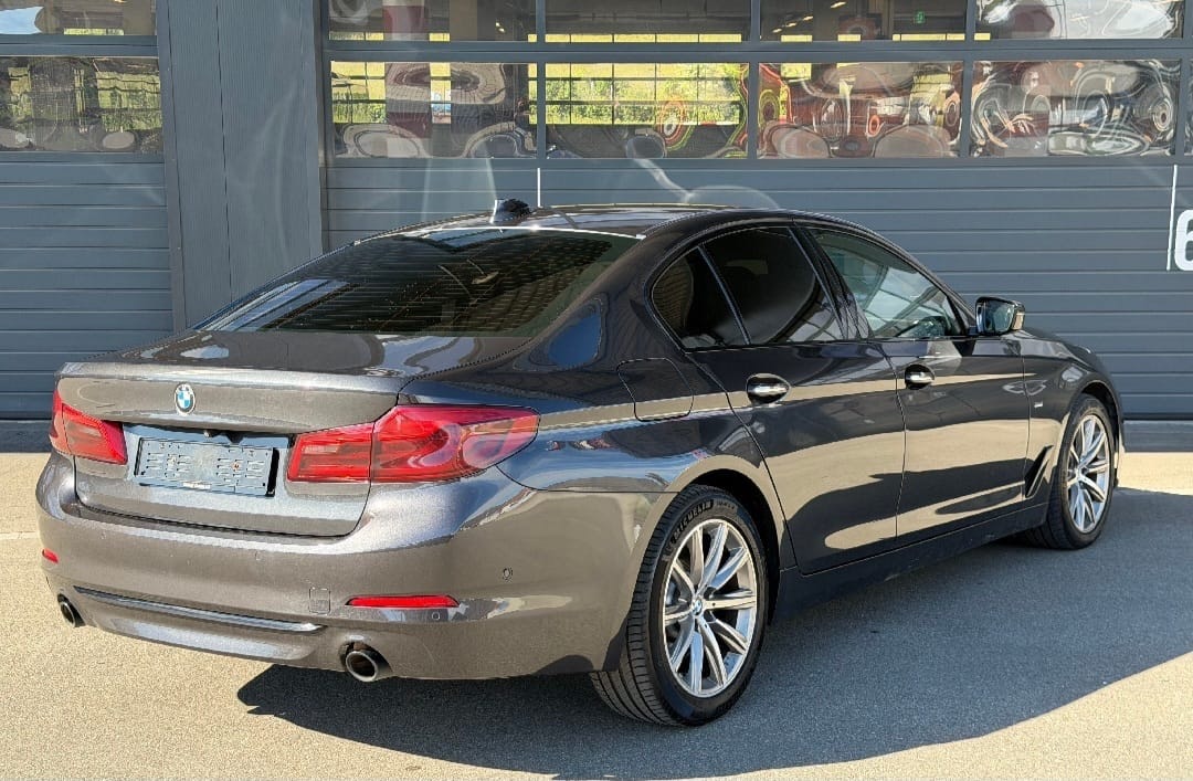 BMW 530d xDrive-image-1