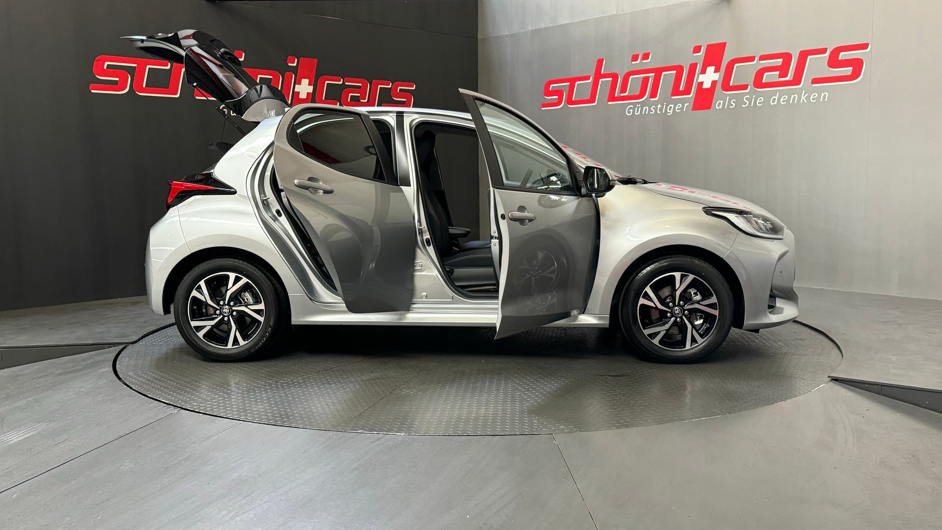 TOYOTA Yaris 1.5 Trend e-CVT-image-7