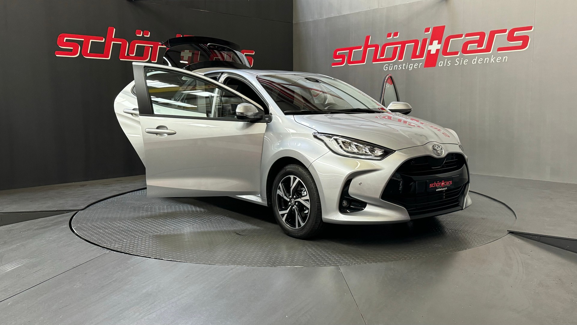 TOYOTA Yaris 1.5 Trend e-CVT-image-8