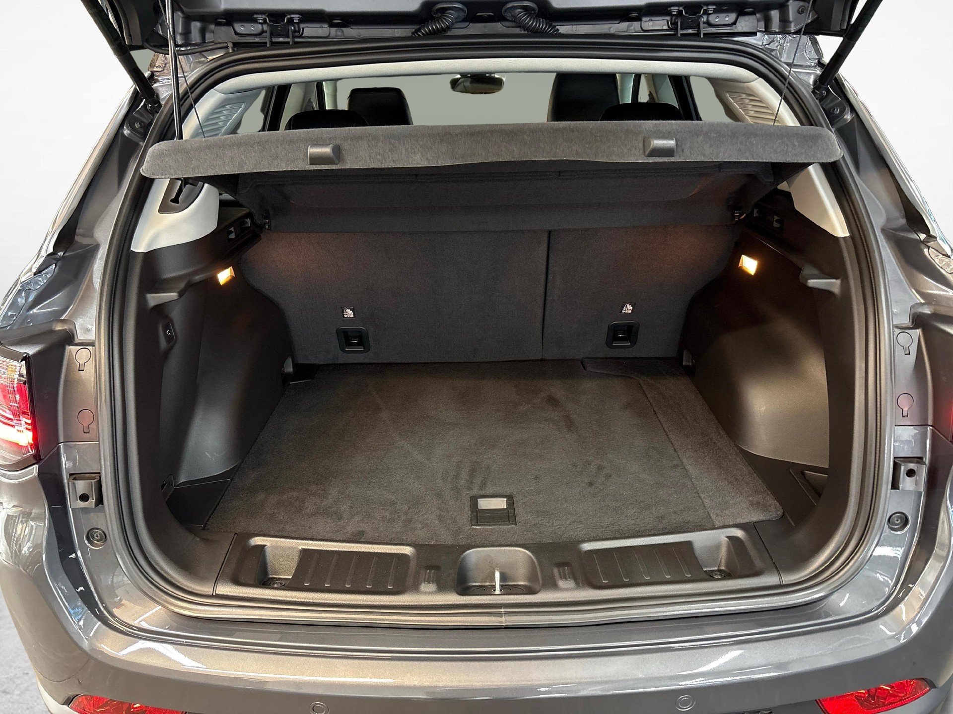 JEEP Compass 1.3 Swiss Limited 4xe-image-11