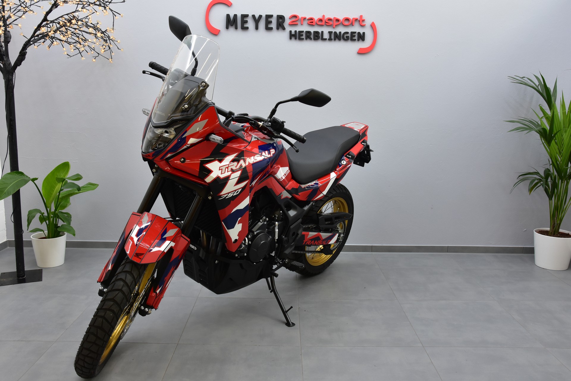 HONDA XL 750 Transalp-image-10