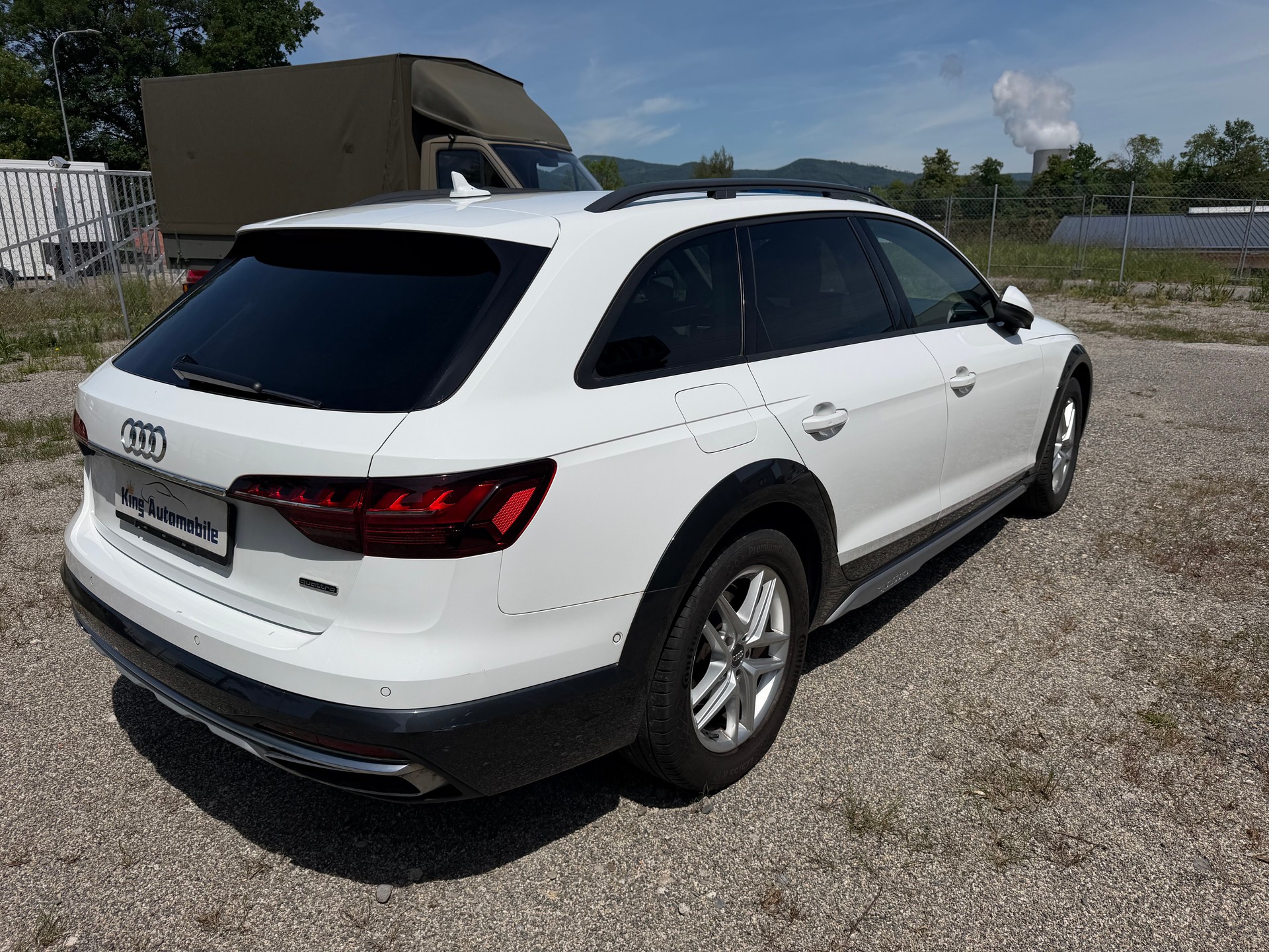 AUDI A4 allroad 40 TDI quattro tiptronic | CH-Auto | 1-Hand | Frisch MFK | Ab Service | Pano Dach | Massagesitze-image-6