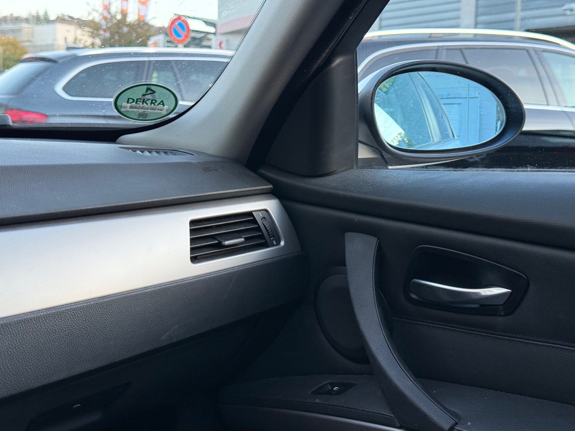 BMW 320i Touring Access Steptronic-image-9