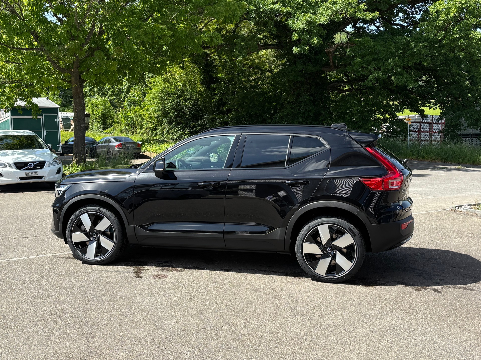 VOLVO EX40 Twin XCENTRIC Edition AWD-image-6