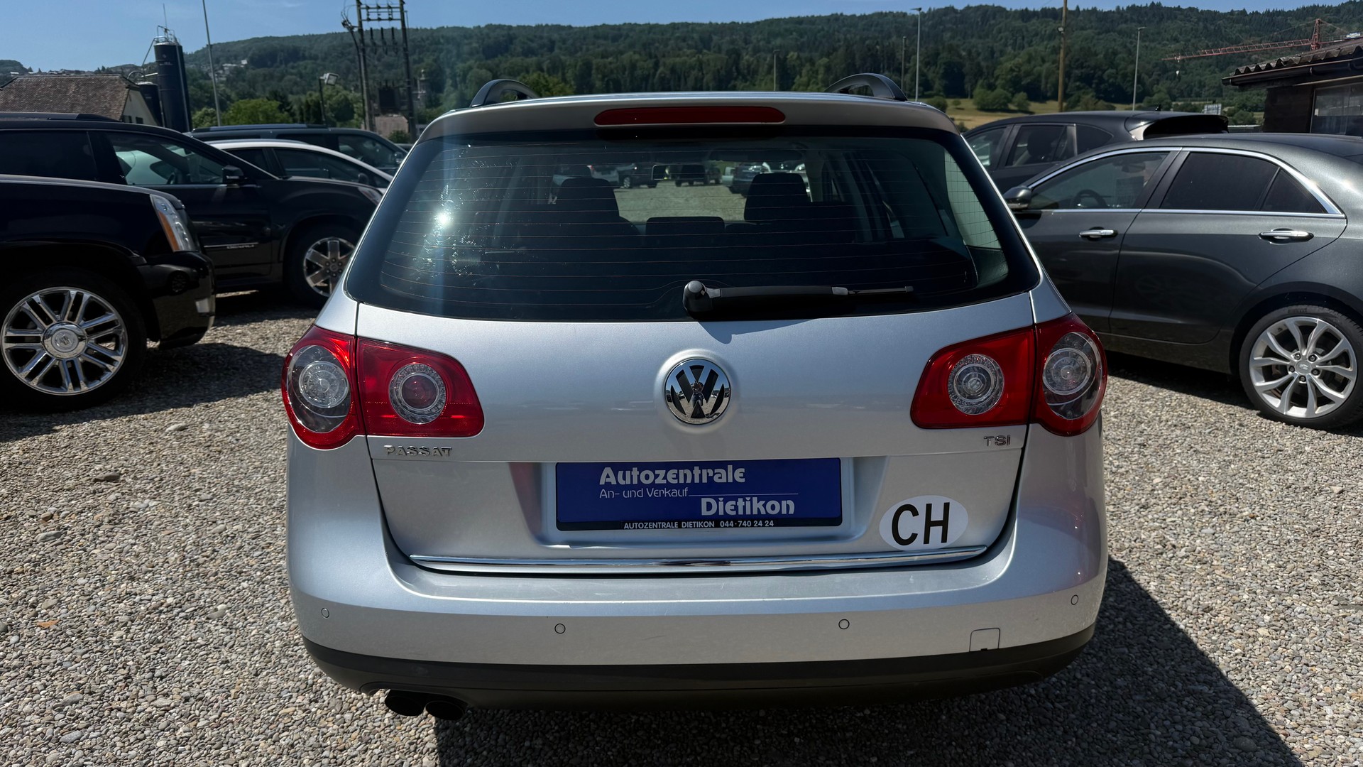 VW Passat Variant 1.8 TSI Value-image-13