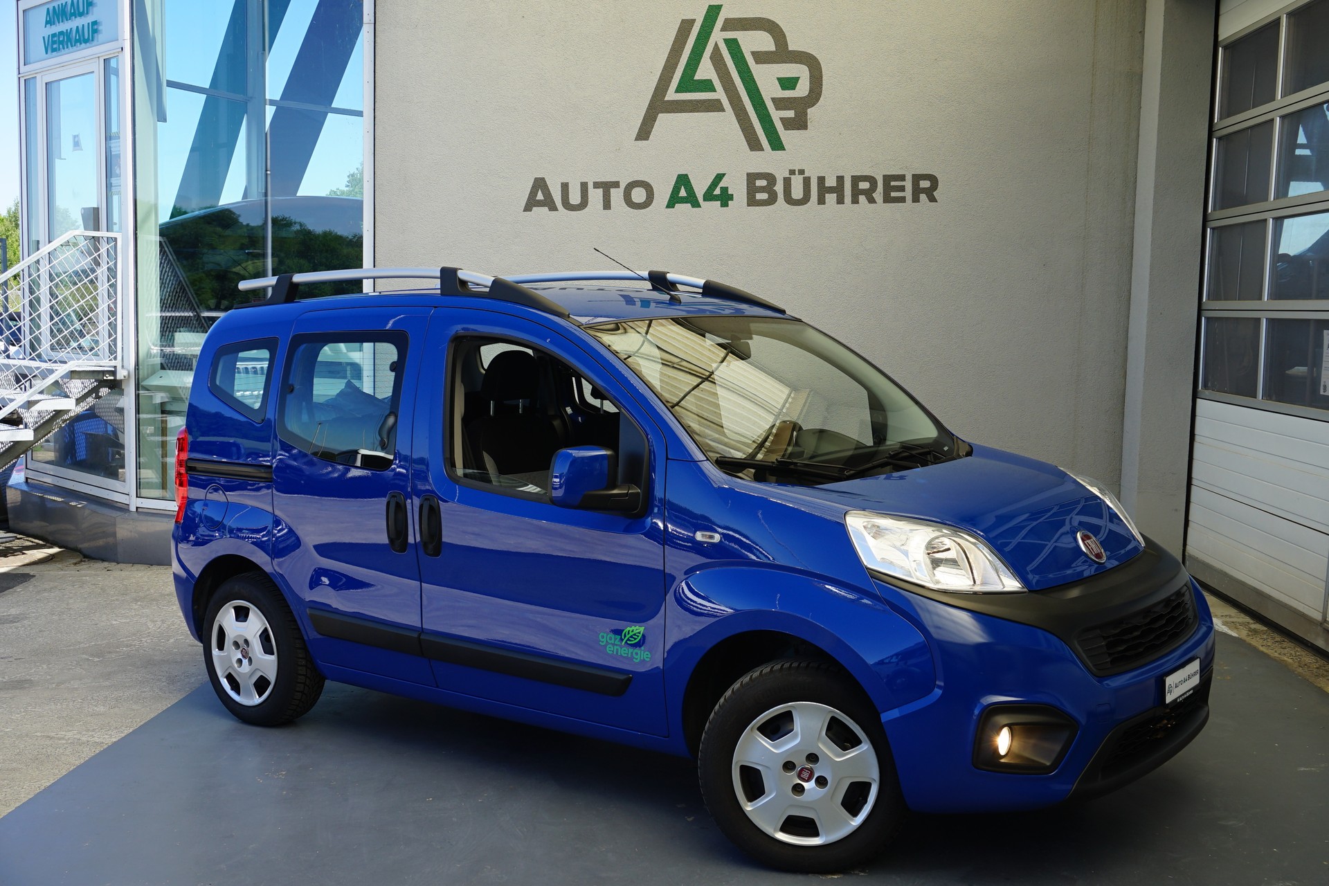 FIAT Qubo 1.4 Natural Power Lounge-showroom-element-2