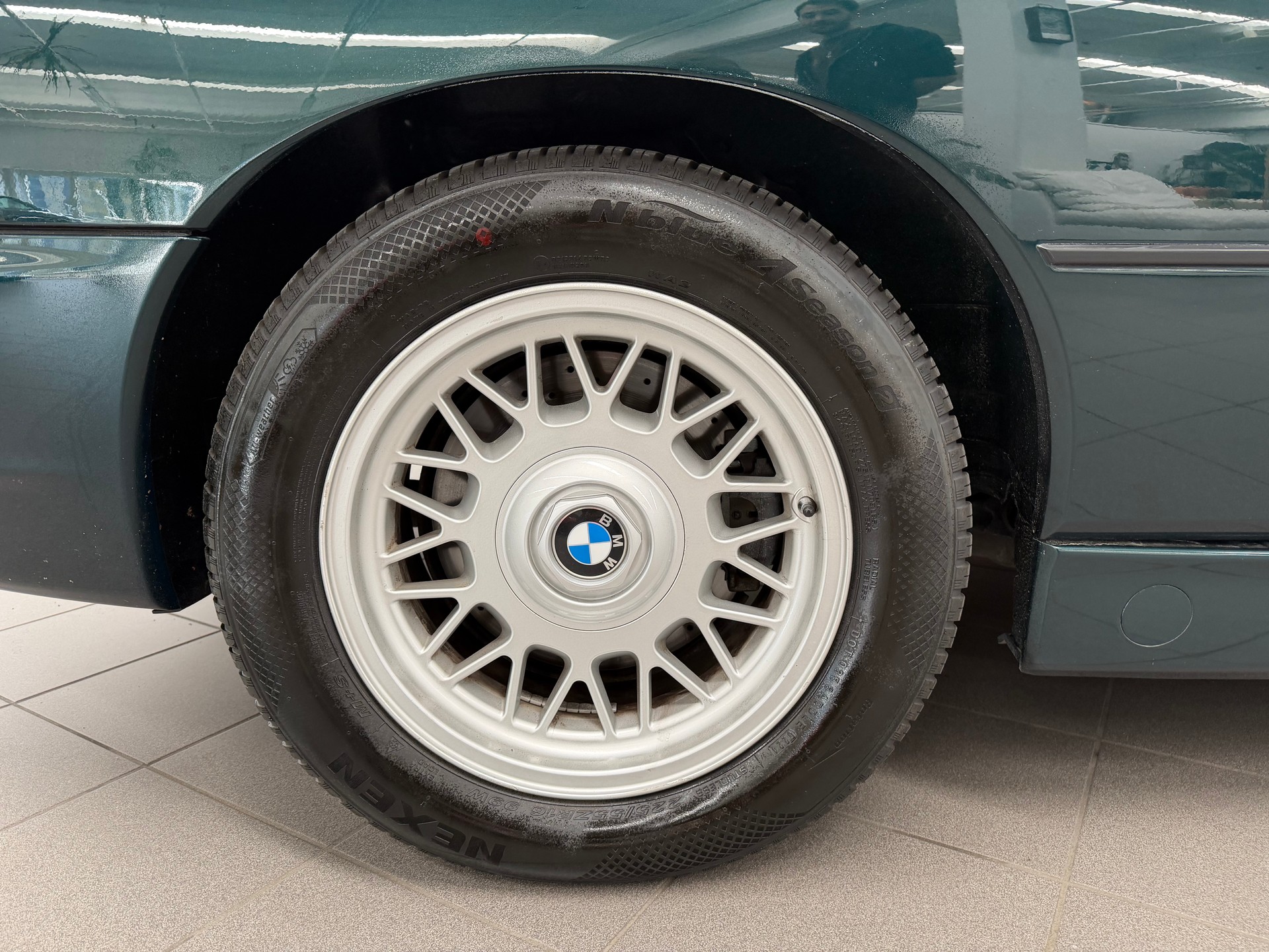 BMW 850CI-image-4