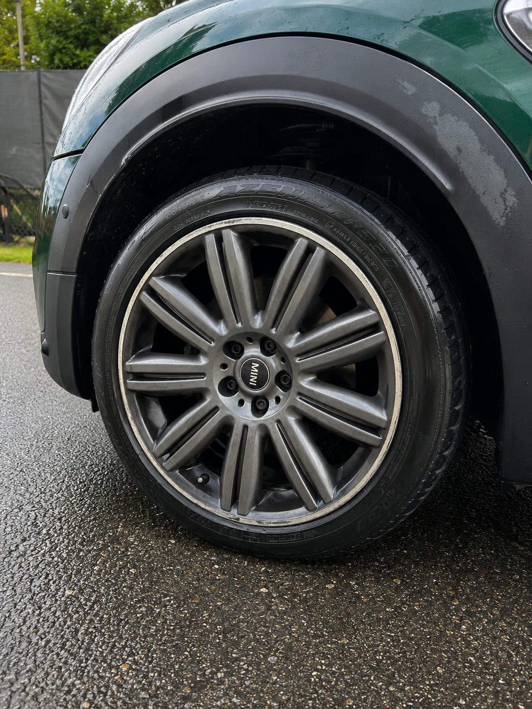 MINI 2.0i Cooper S ALL4-image-4