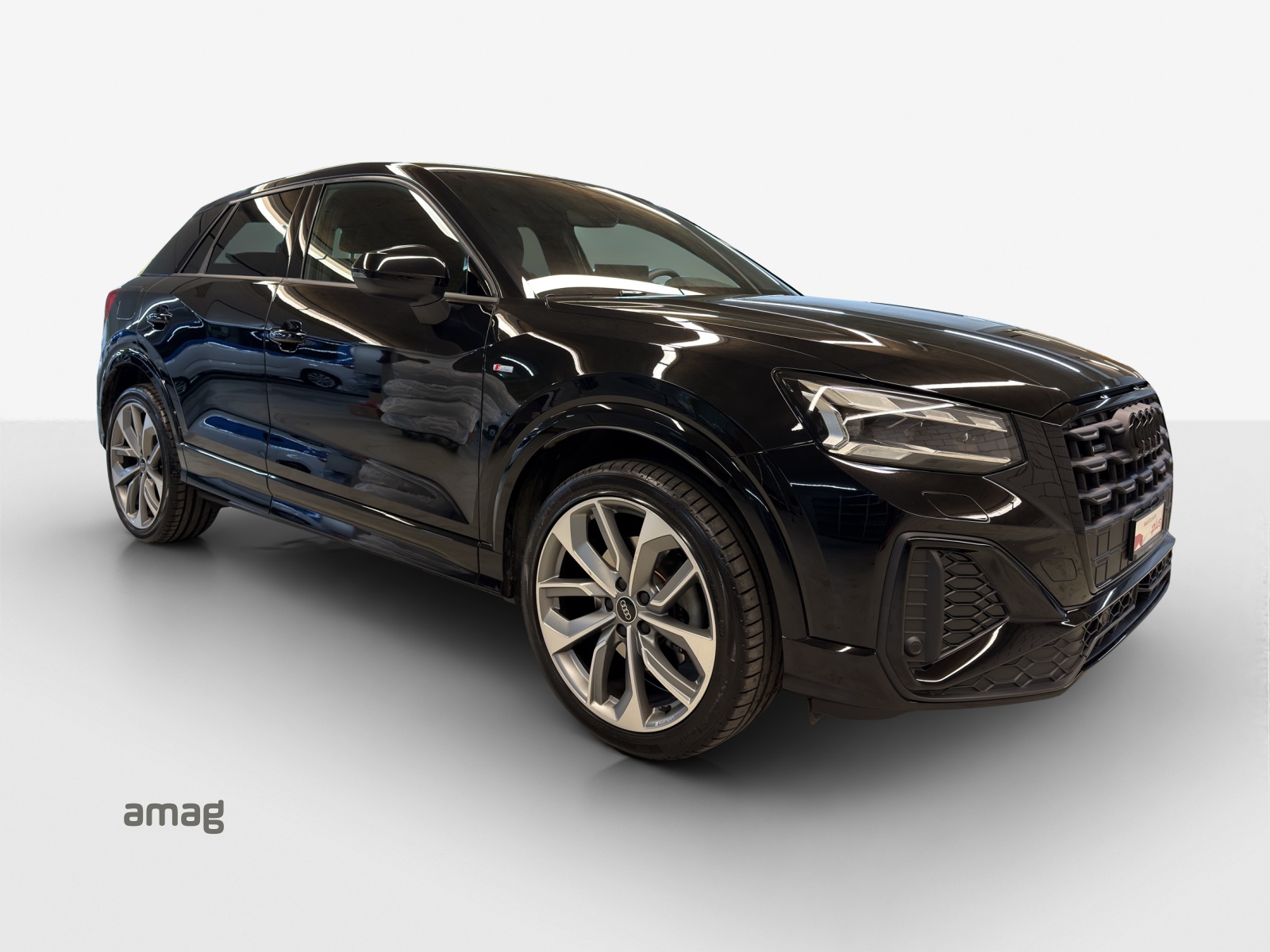 AUDI Q2 40 TFSI S line Attraction quattro S-tronic-image-5