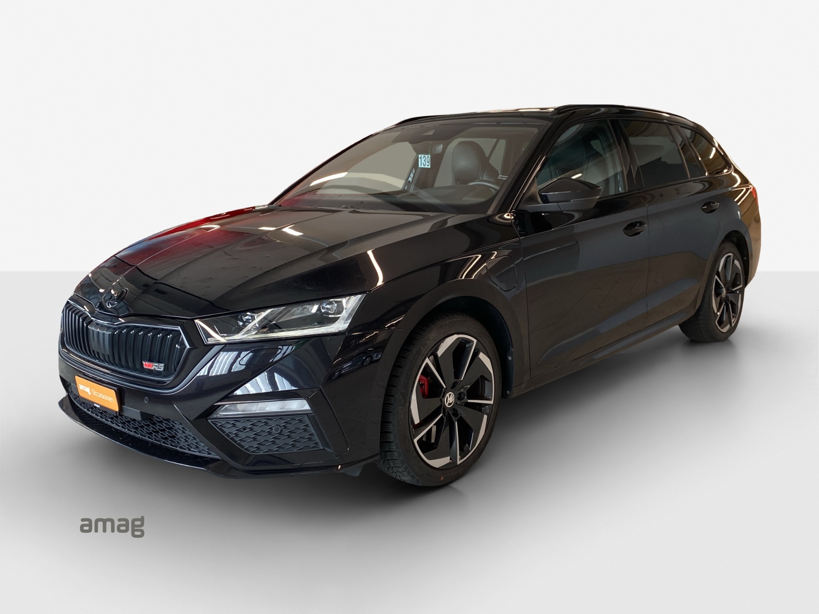 SKODA Octavia Combi 1.4 TSI PHEV DSG RS-image-0