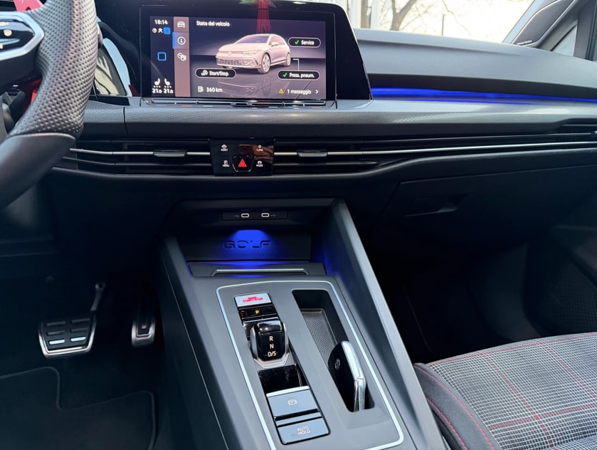 VW Golf 2.0 TSI GTI DSG-image-11