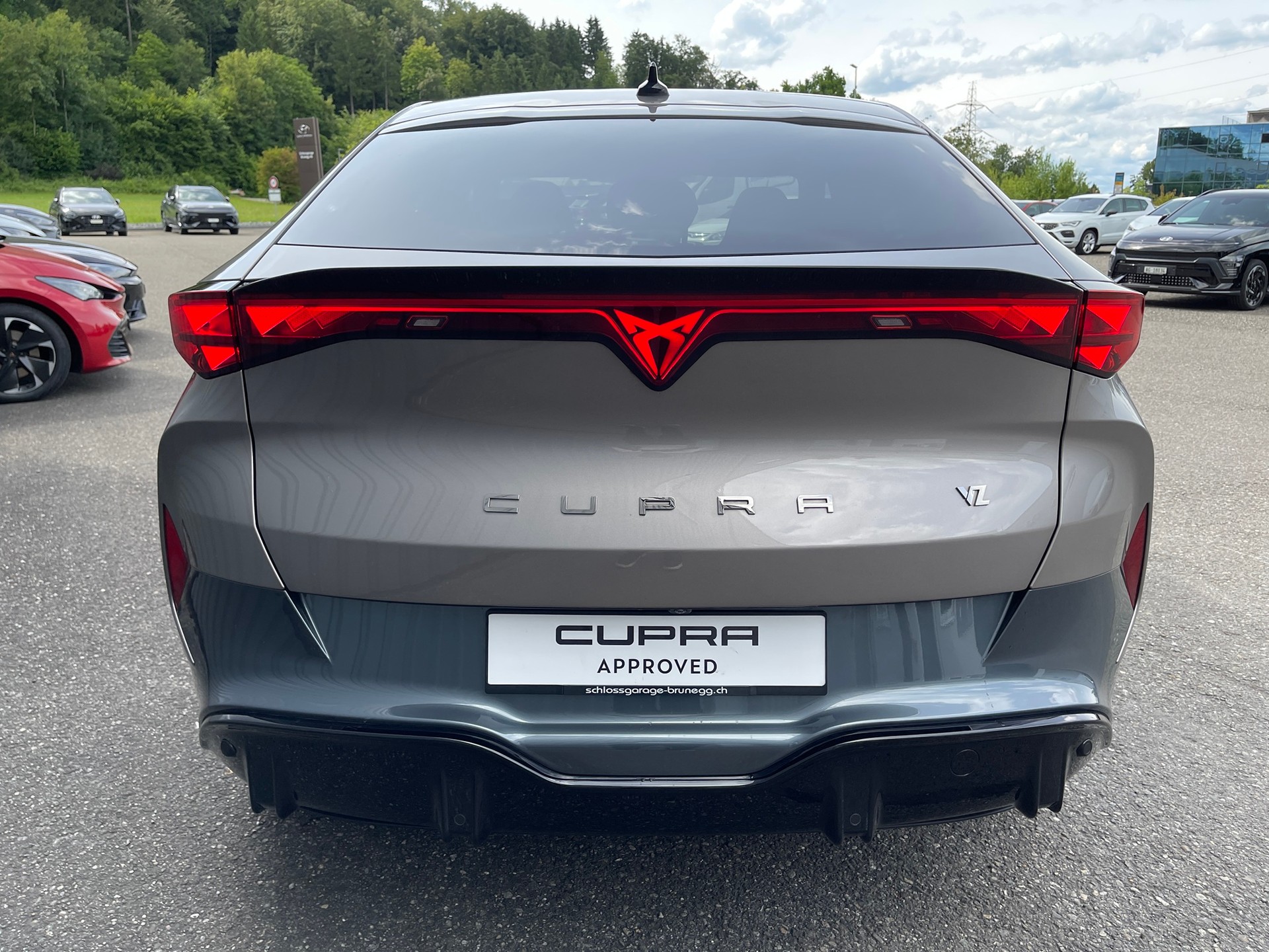 CUPRA Tavascan Type 9 77 kWh VZ Adrenaline-image-3