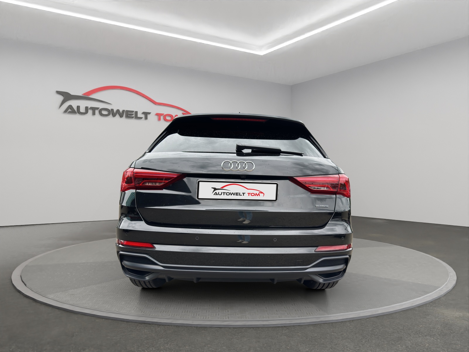 AUDI Q3 40 TDI S line Attraction quattro S-tronic-image-3