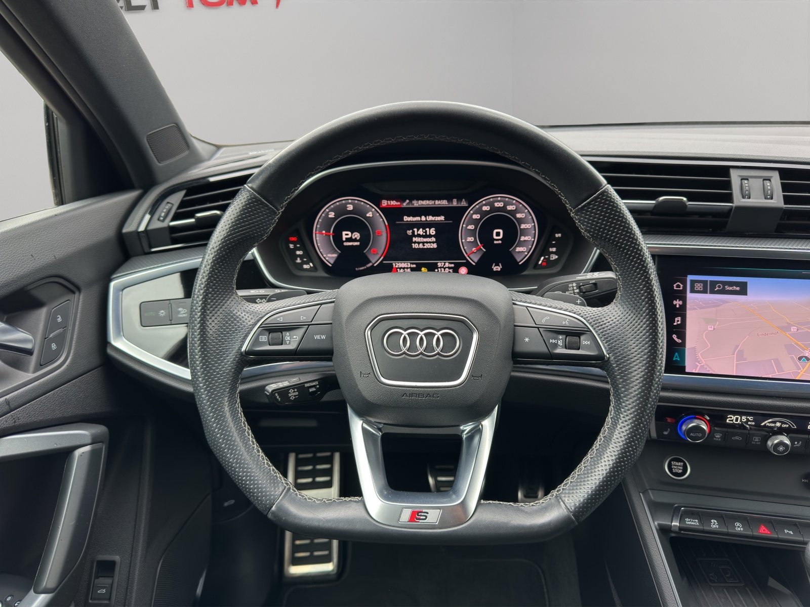 AUDI Q3 40 TDI S line Attraction quattro S-tronic-image-9