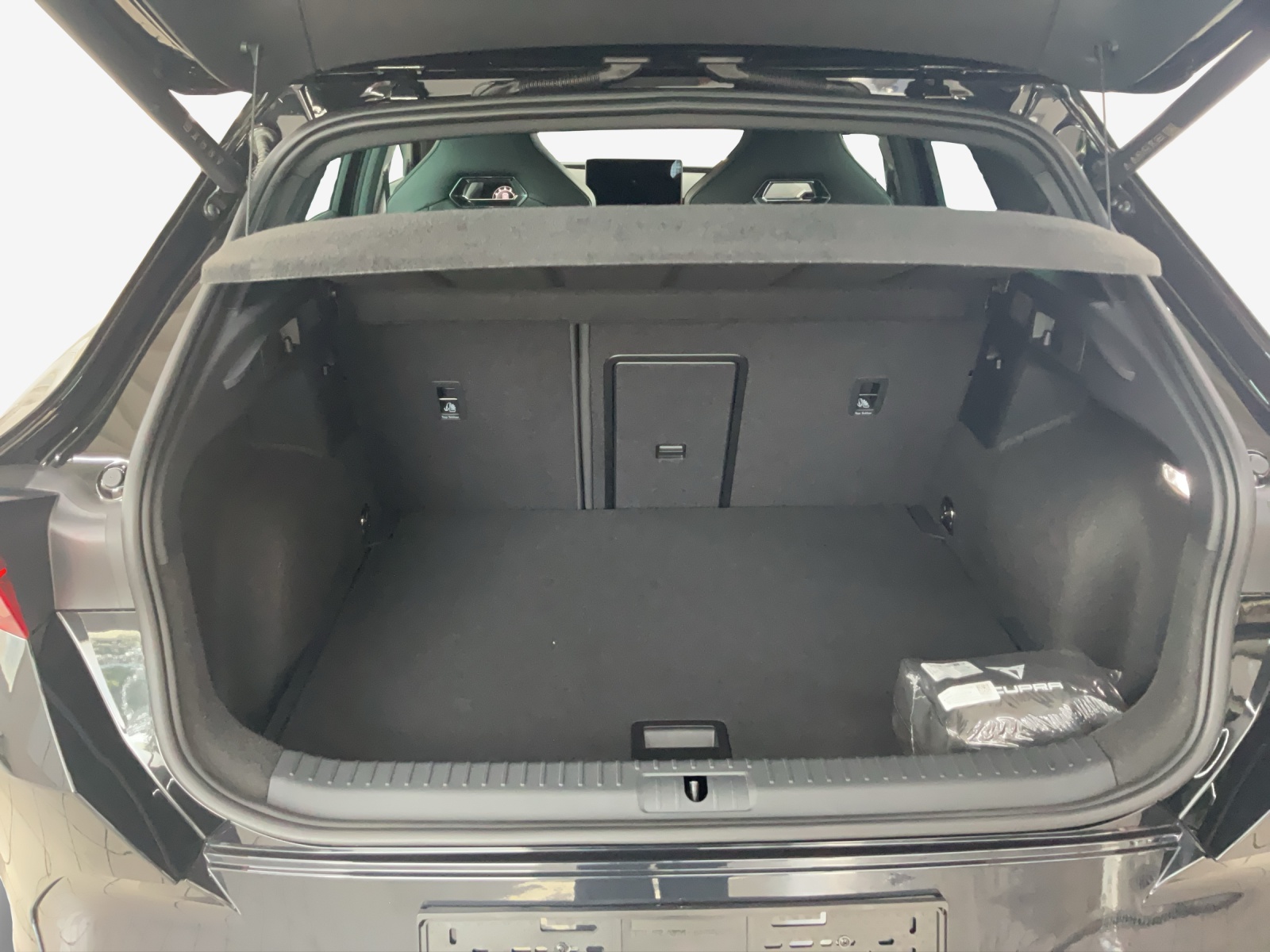 CUPRA Formentor 2.0TSI 4Drive DSG-image-12